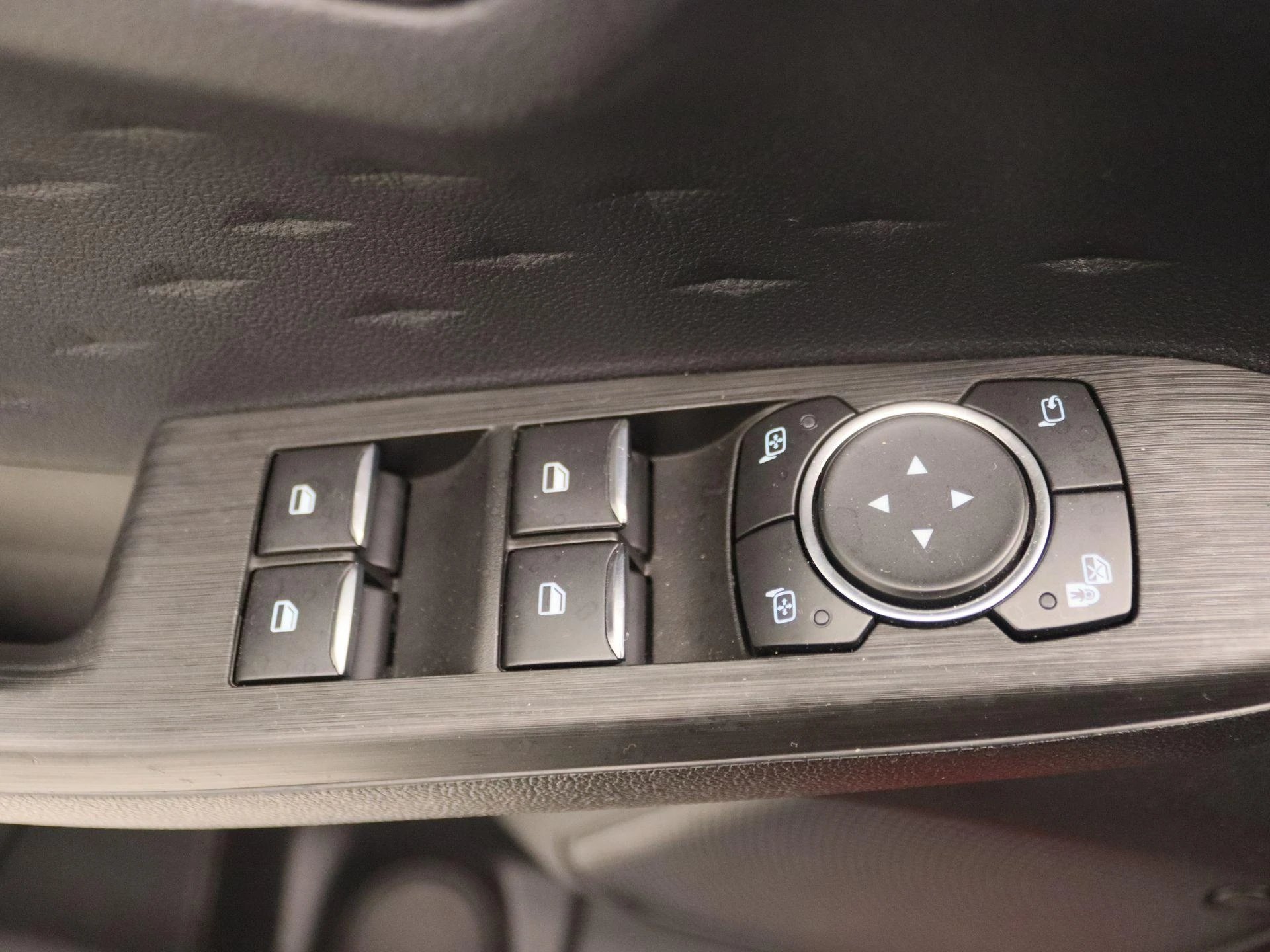 Ford-Kuga-image-22
