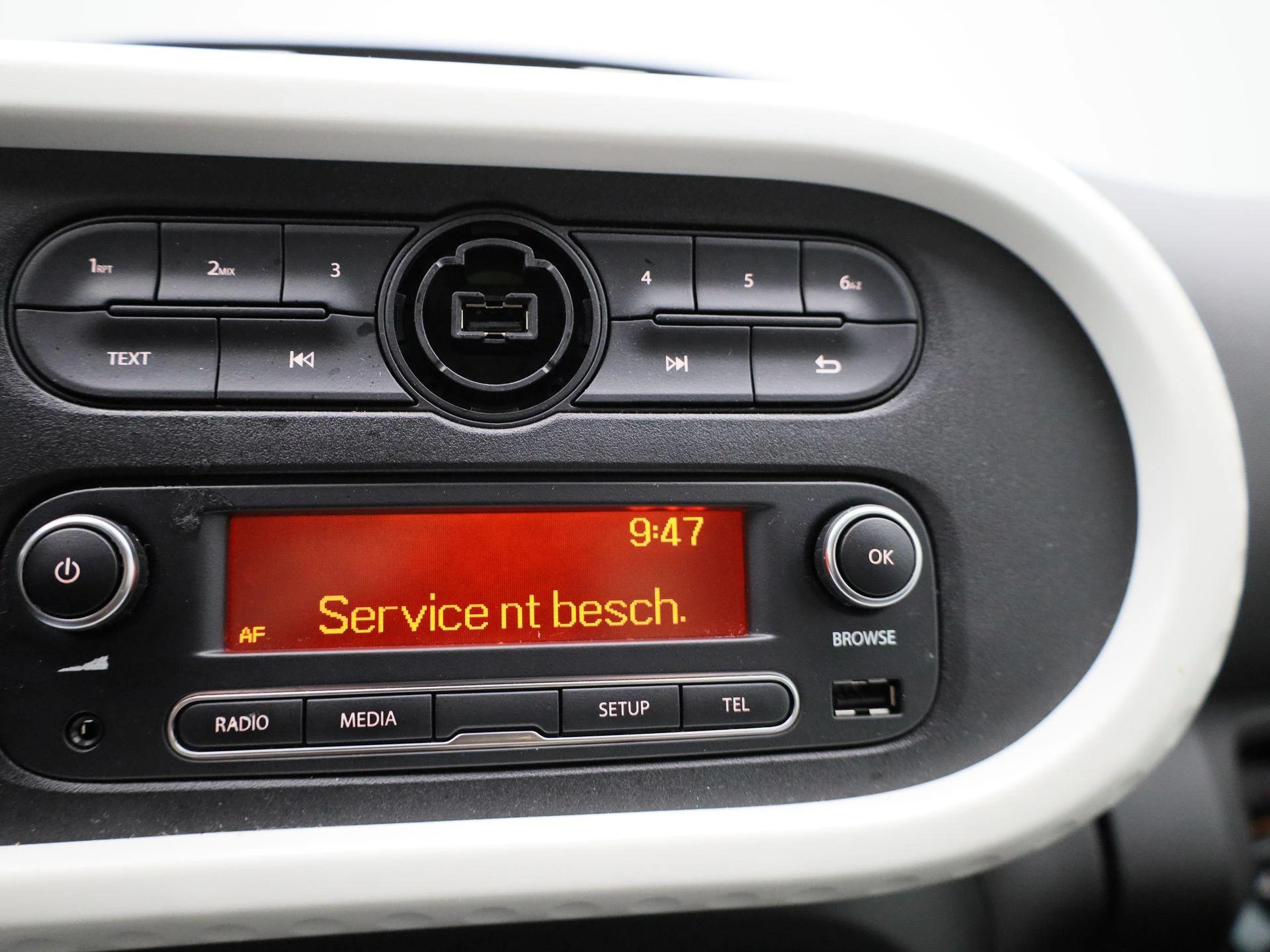 Renault-Twingo-image-14
