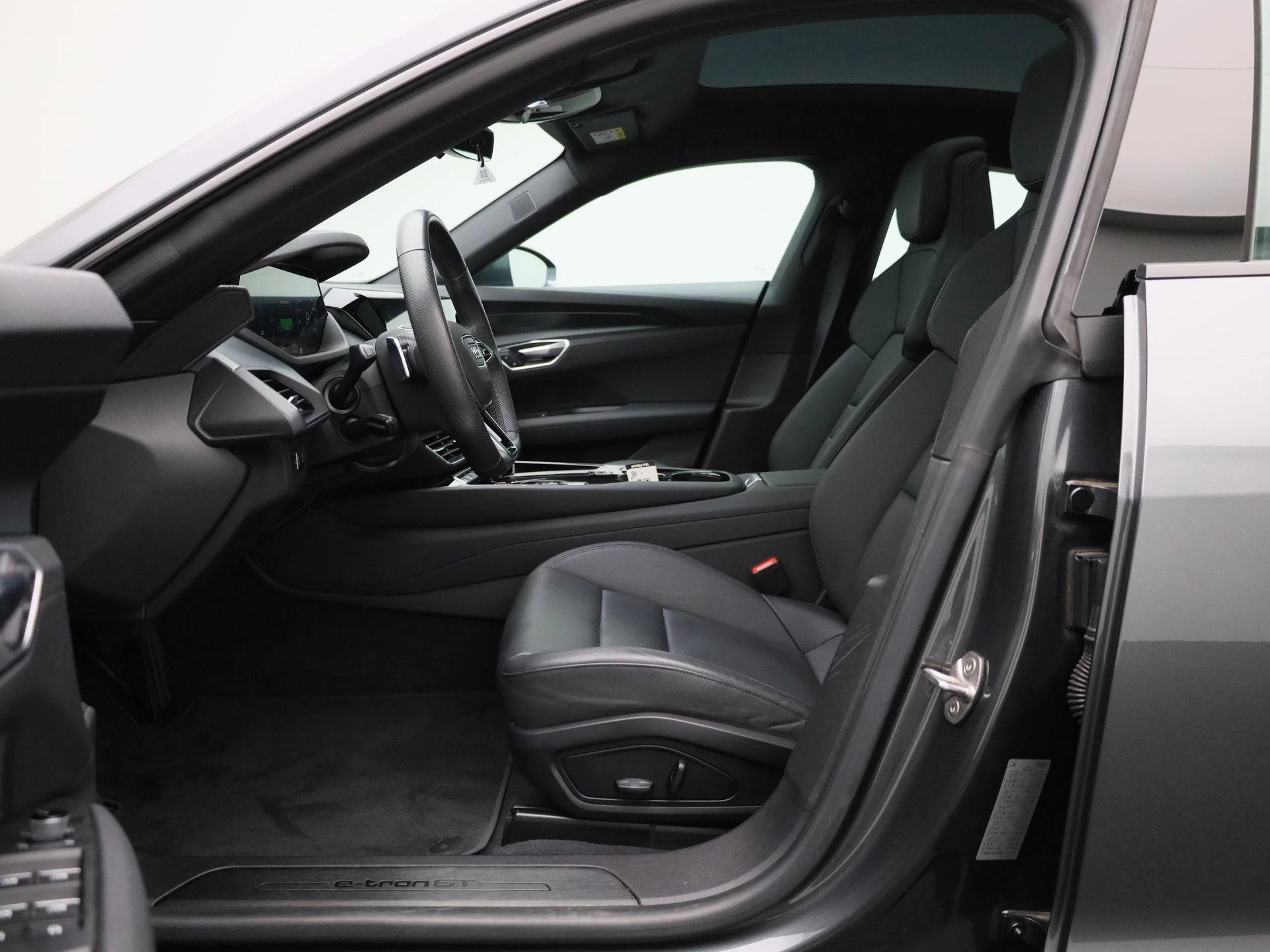 Audi e-tron GT 93 kWh 476 PK