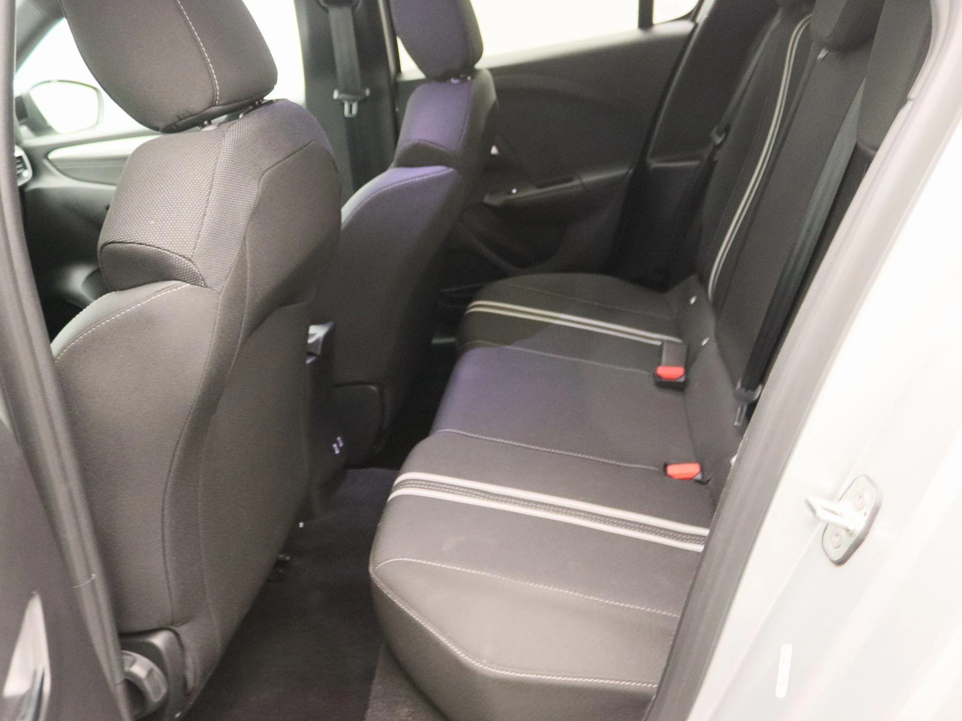Opel-Corsa-image-12