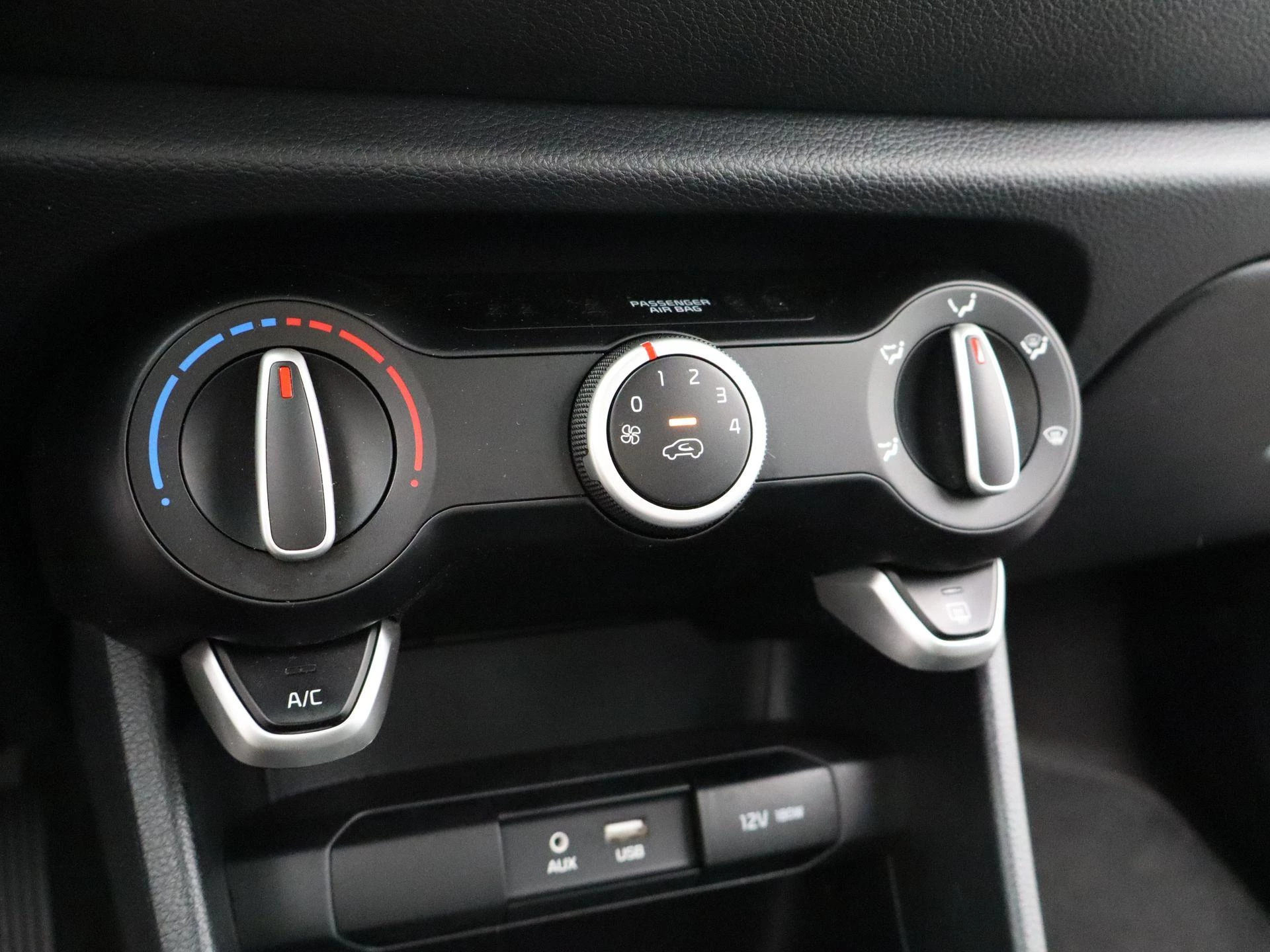 Kia Picanto 1.0 CVVT ComfortPlusLine Navigator
