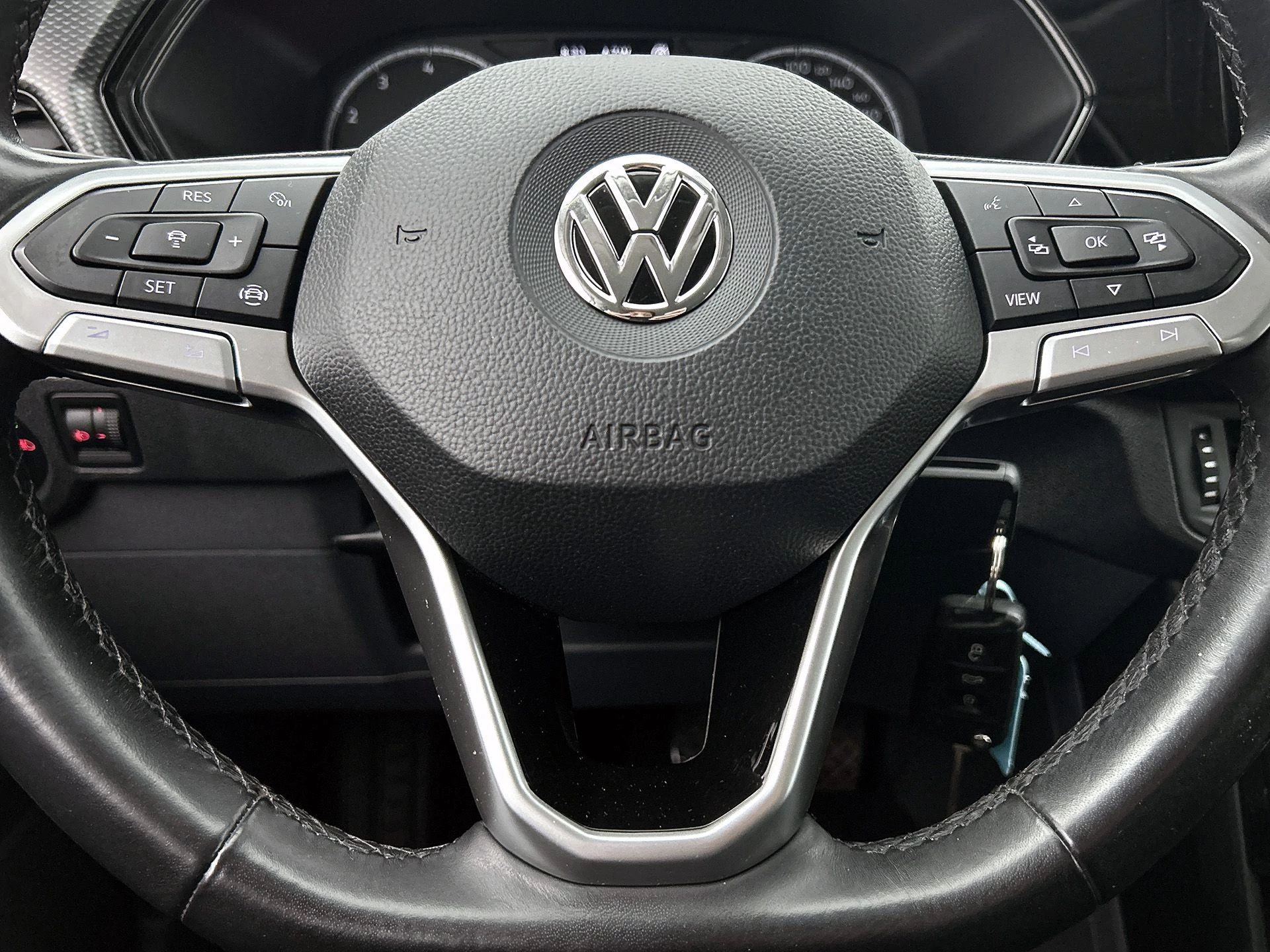 Volkswagen-T-Cross-image-28