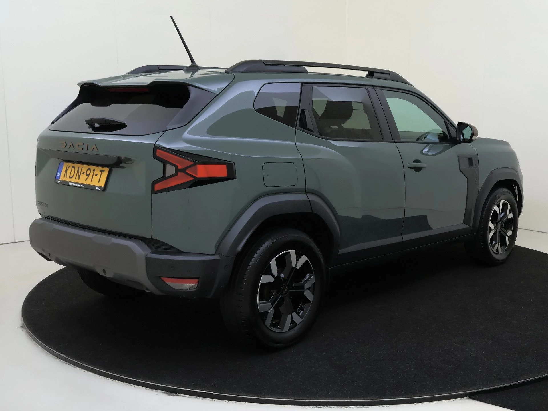 Dacia-Duster-image-3