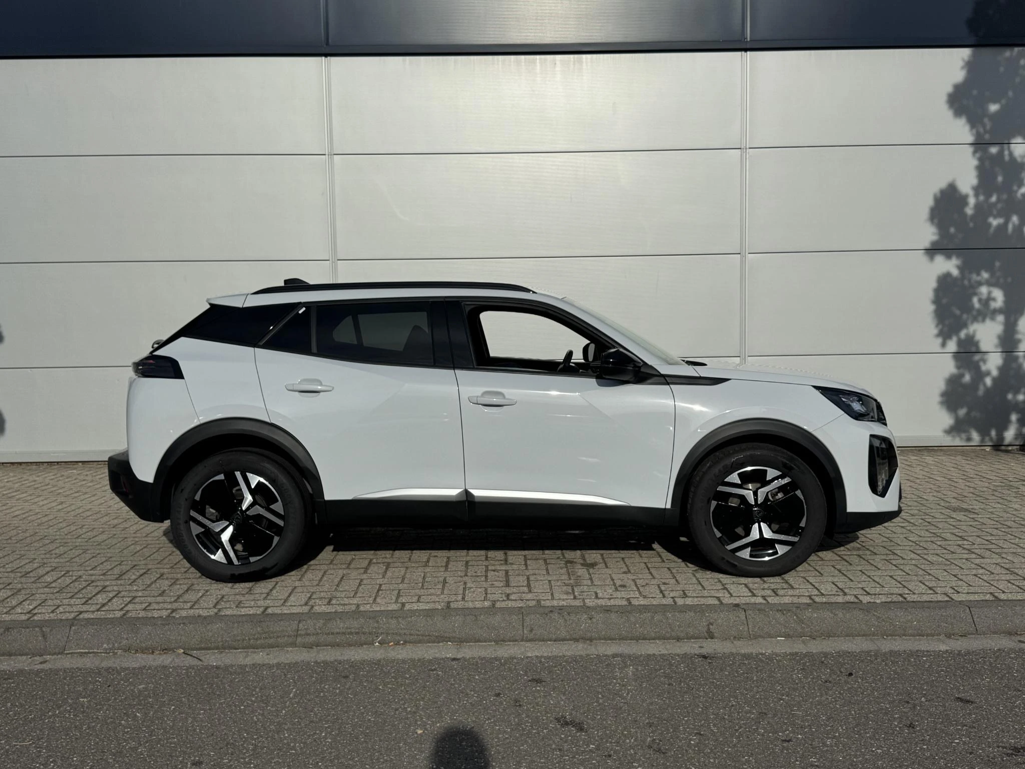 Peugeot-2008-image-6