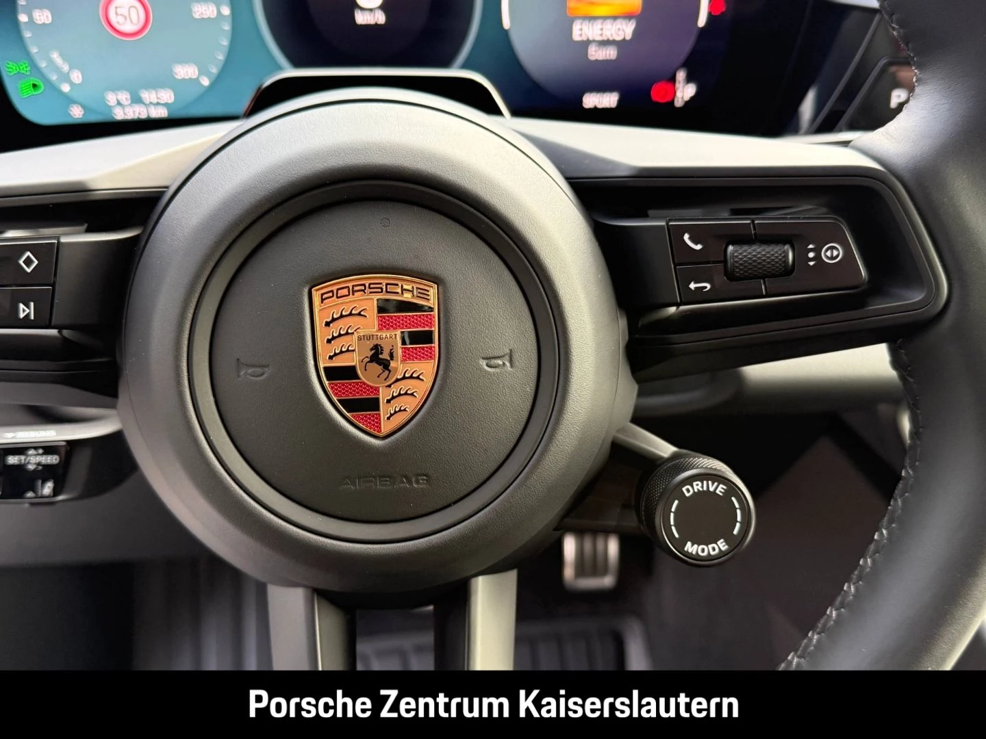 Porsche Macan 4 HA-Lenkung Head-Up Abstandstempomat LED -MK2 Macan 4 HA-Lenkung Head-Up Abstandstempomat LED -