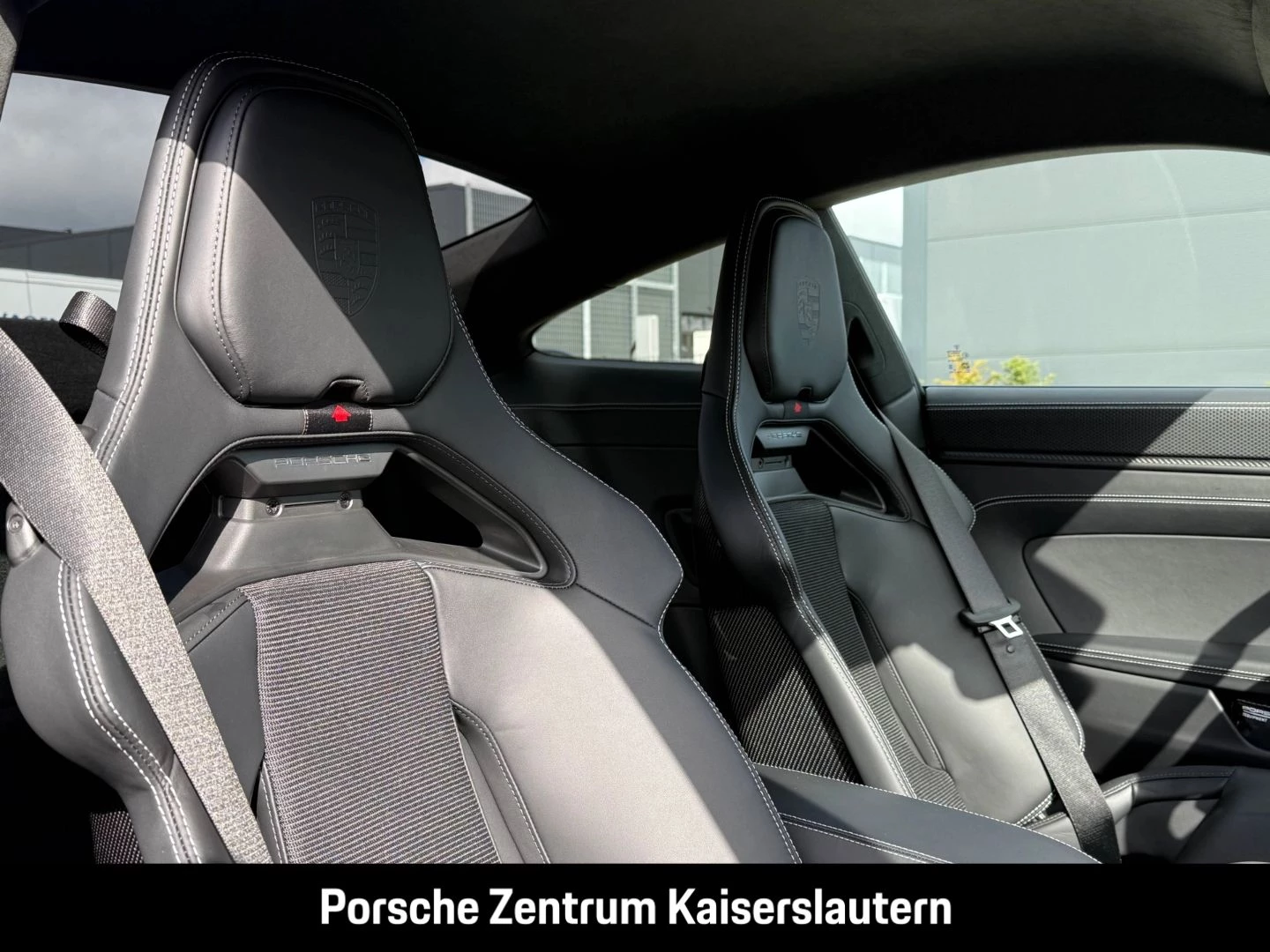 Porsche 911 992 GT3 mit Touring-Paket Liftsystem-VA BOSE gt3 mit touring-paket