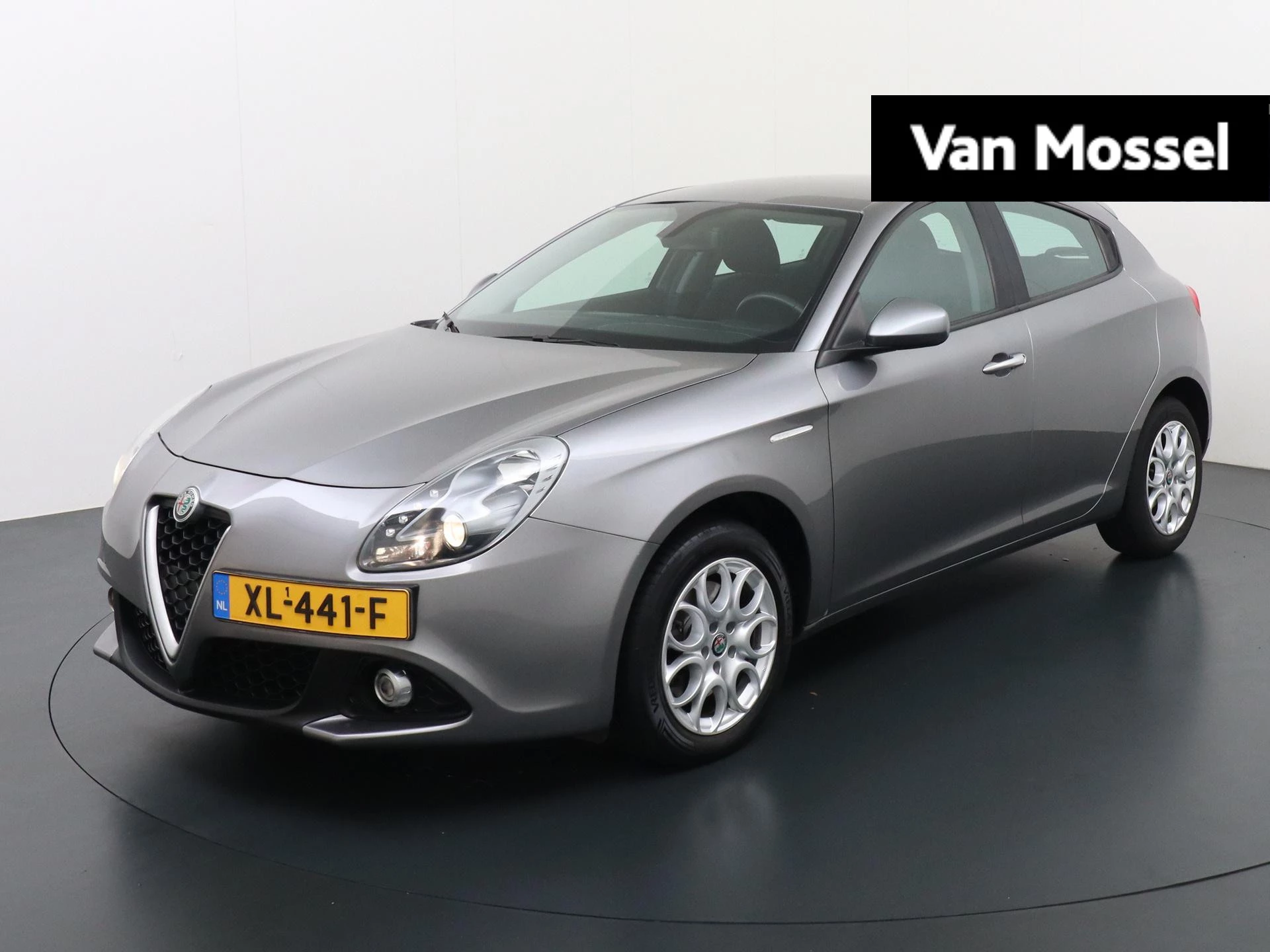 Alfa Romeo-Giulietta-image-0