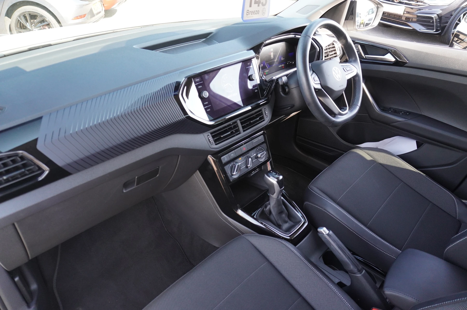 Volkswagen-T-Cross-image-1
