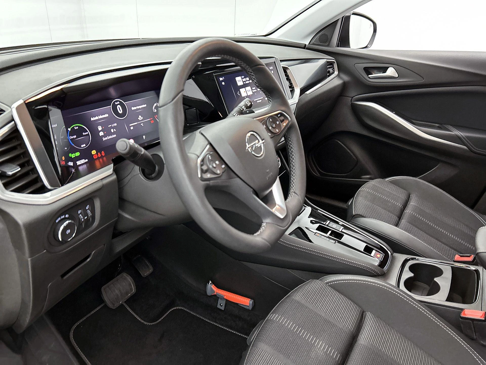 Opel-Grandland-image-20