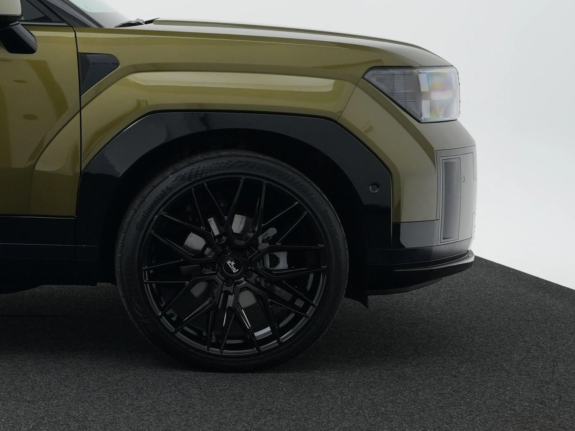 Hyundai-Santa Fe-image-7