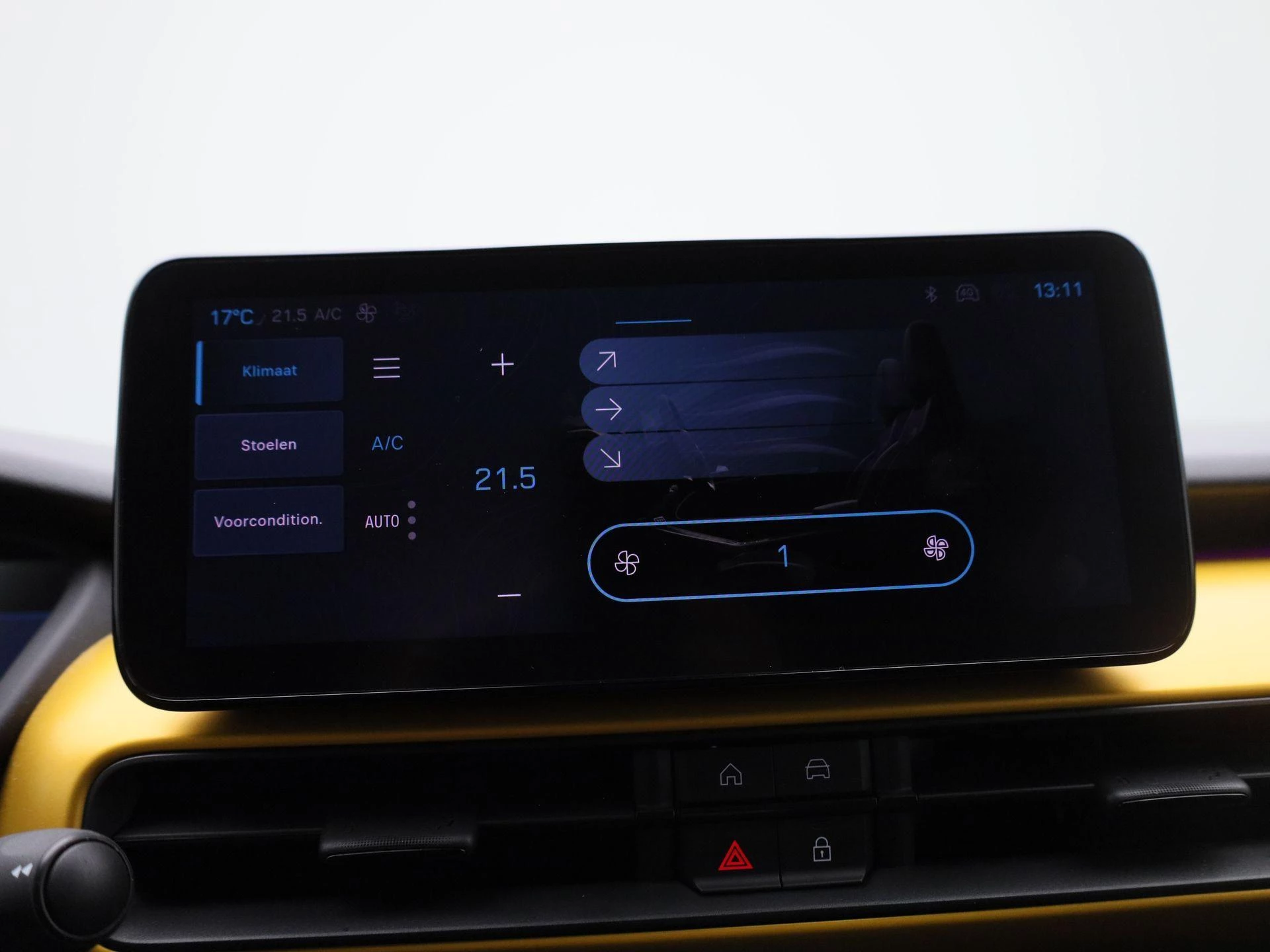 Jeep-Avenger-image-23