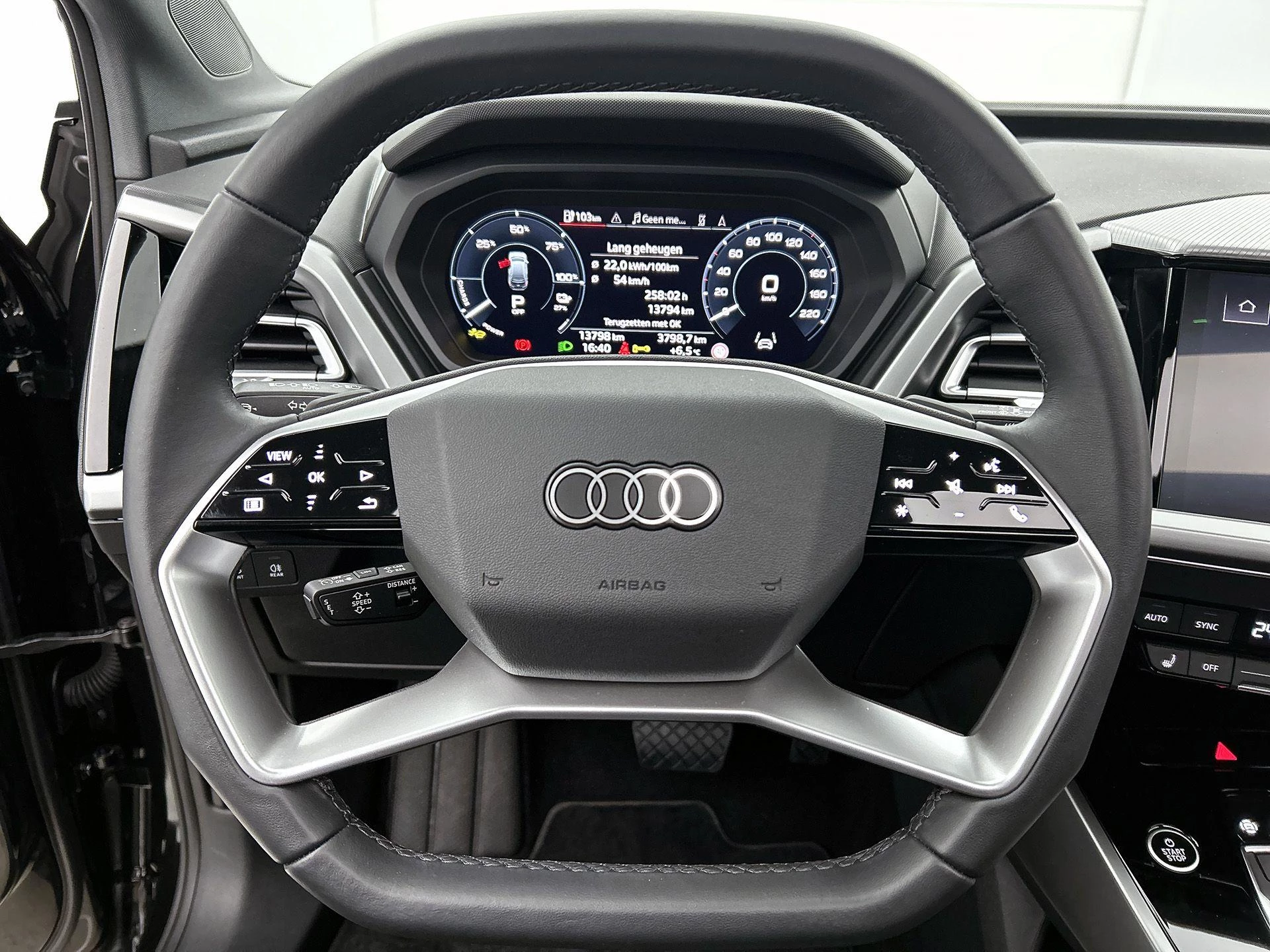 Audi-Q4 e-tron-image-31