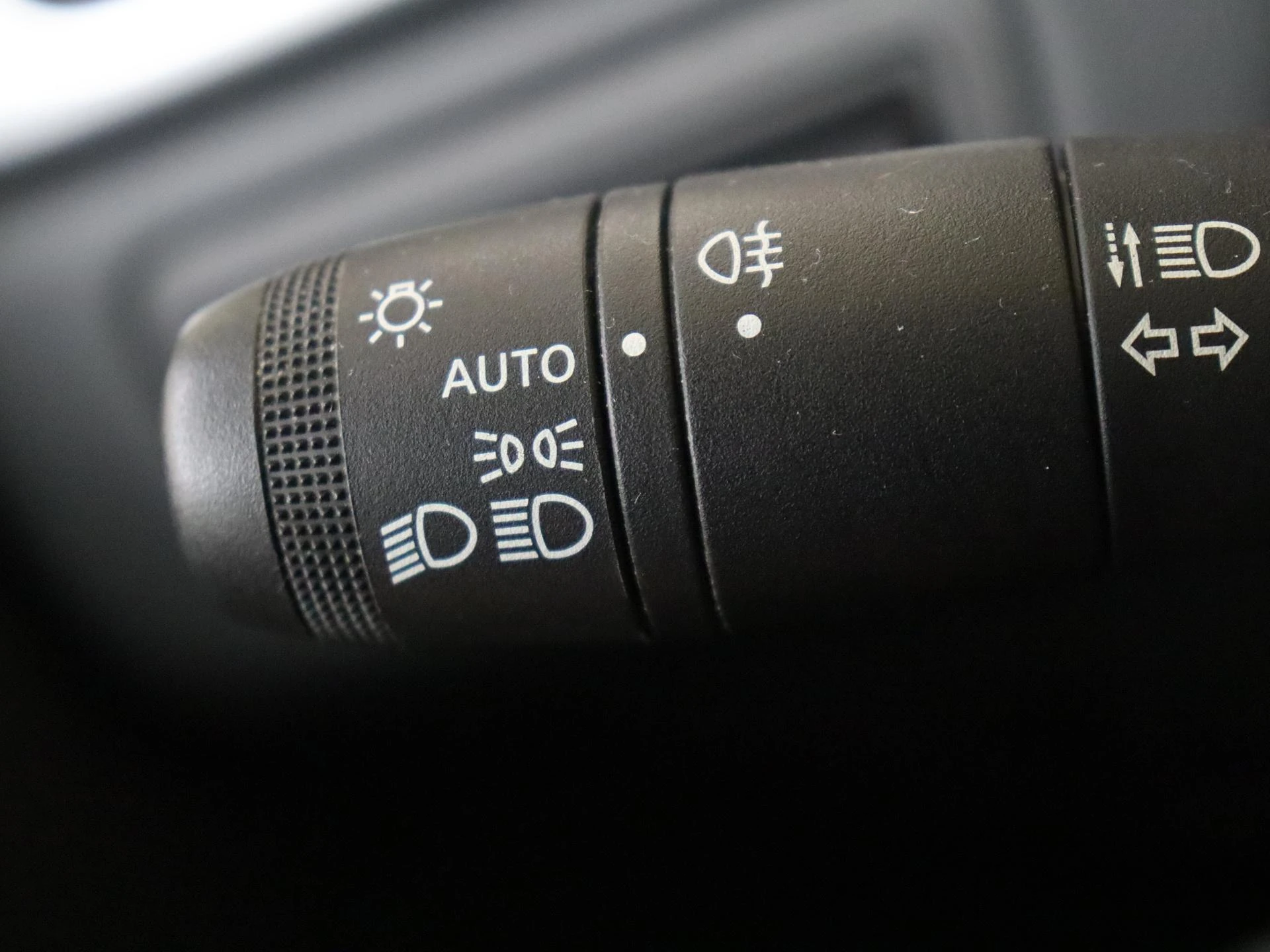 Renault-Captur-image-21