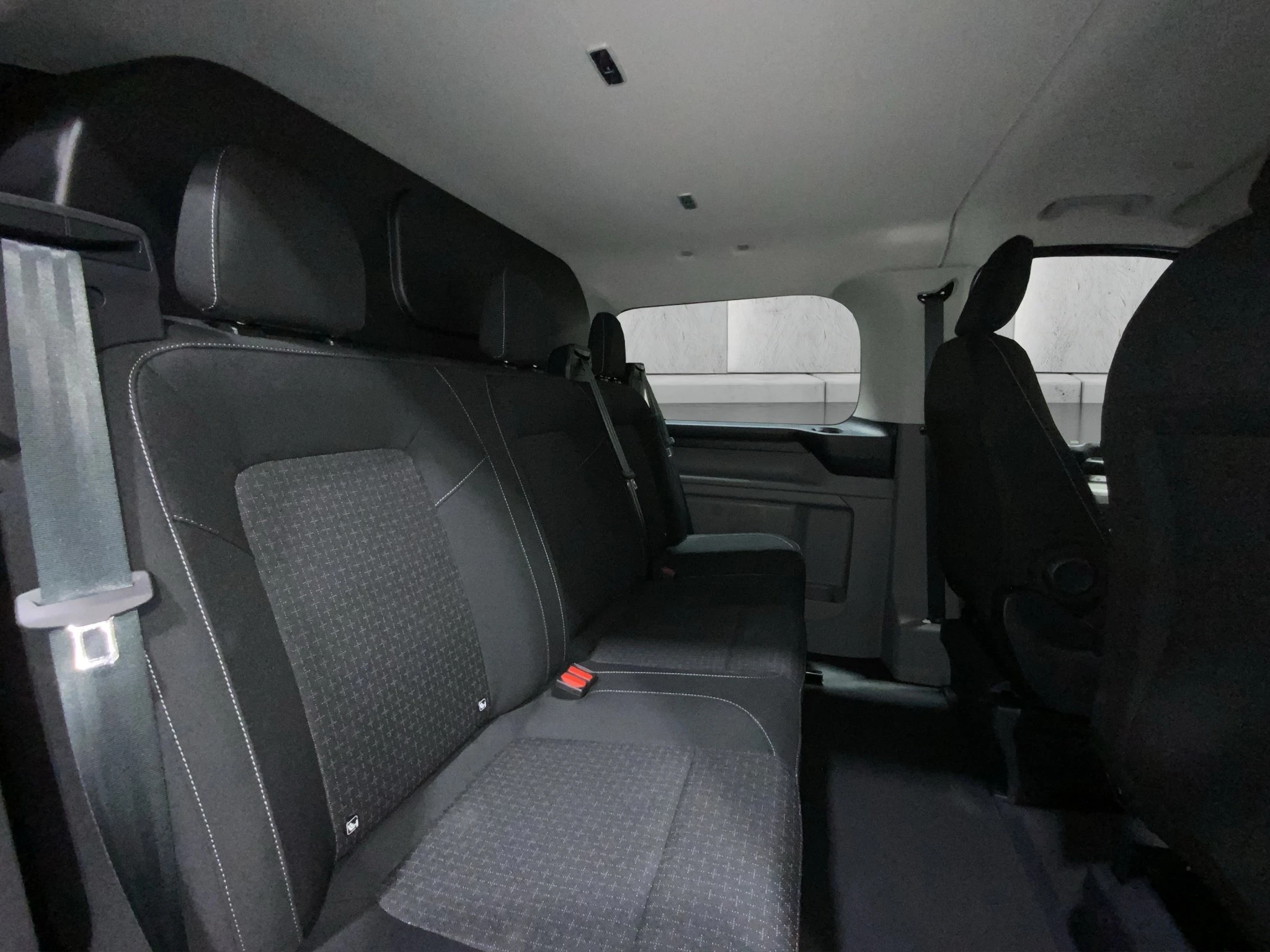 Ford-Transit Custom-image-10