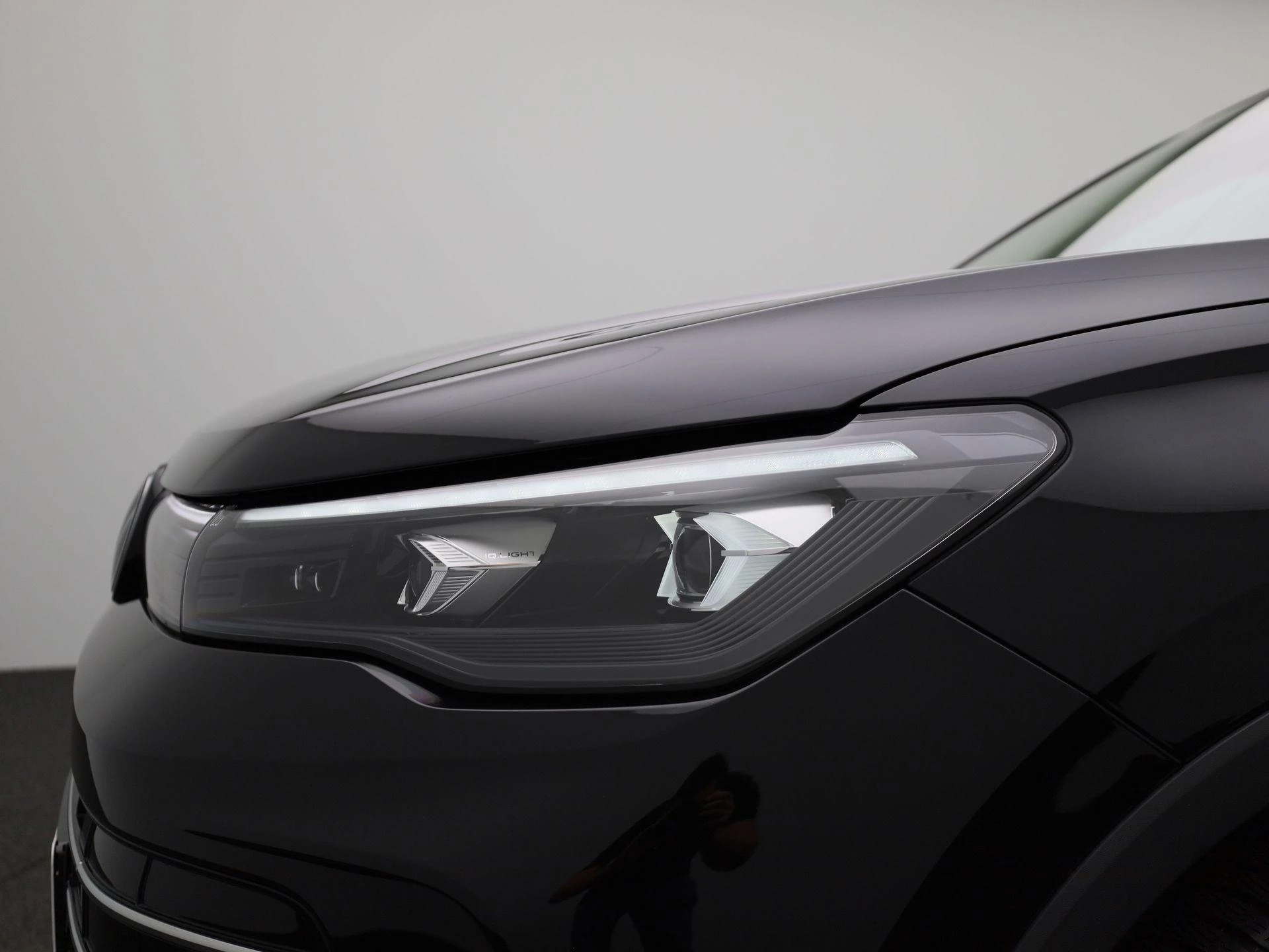 Volkswagen-Tiguan-image-15
