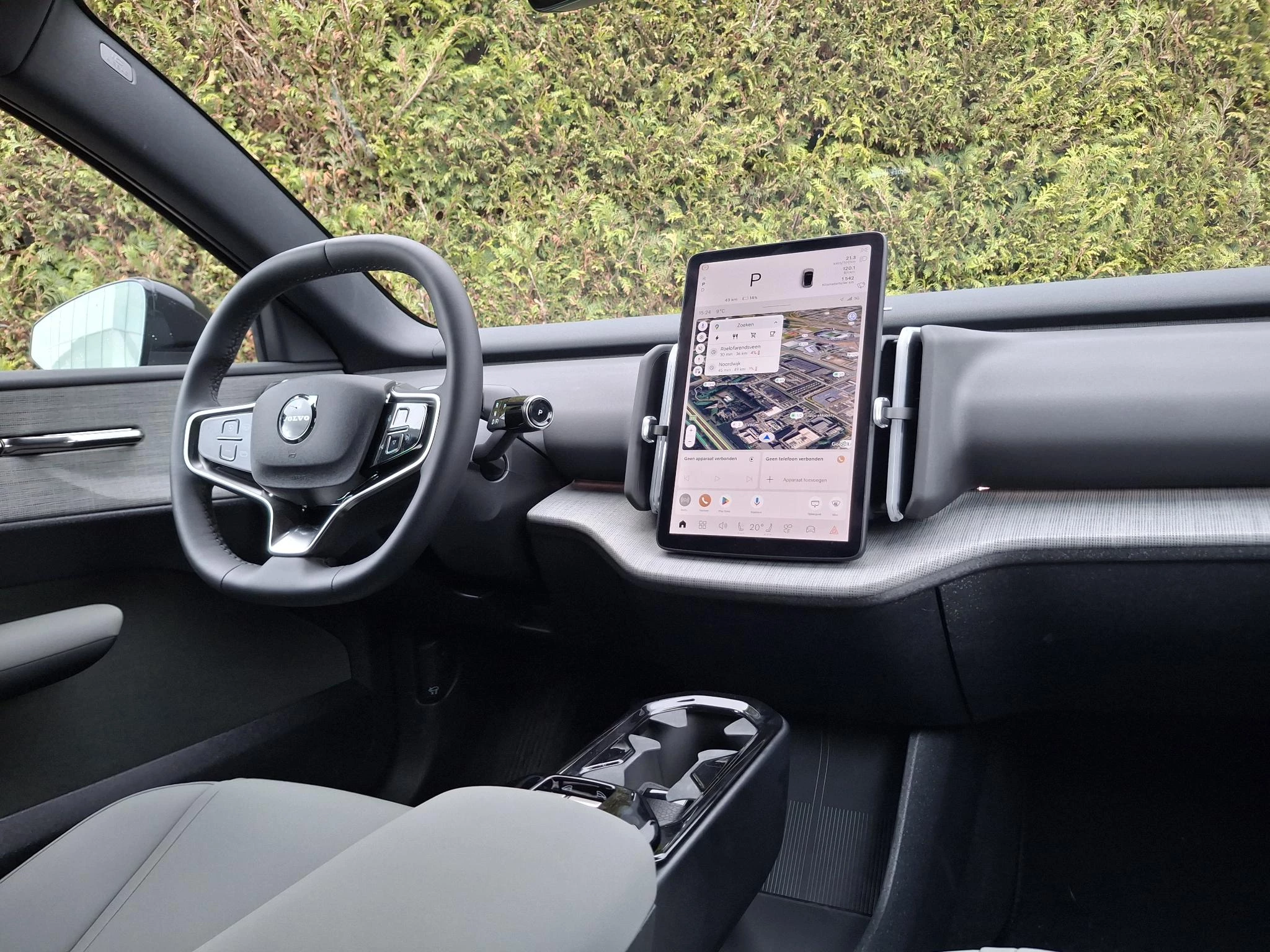 Volvo-EX30-image-27