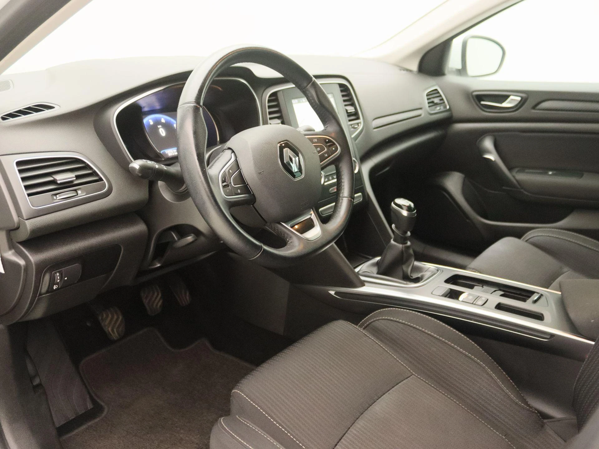 Renault-Mégane-image-19