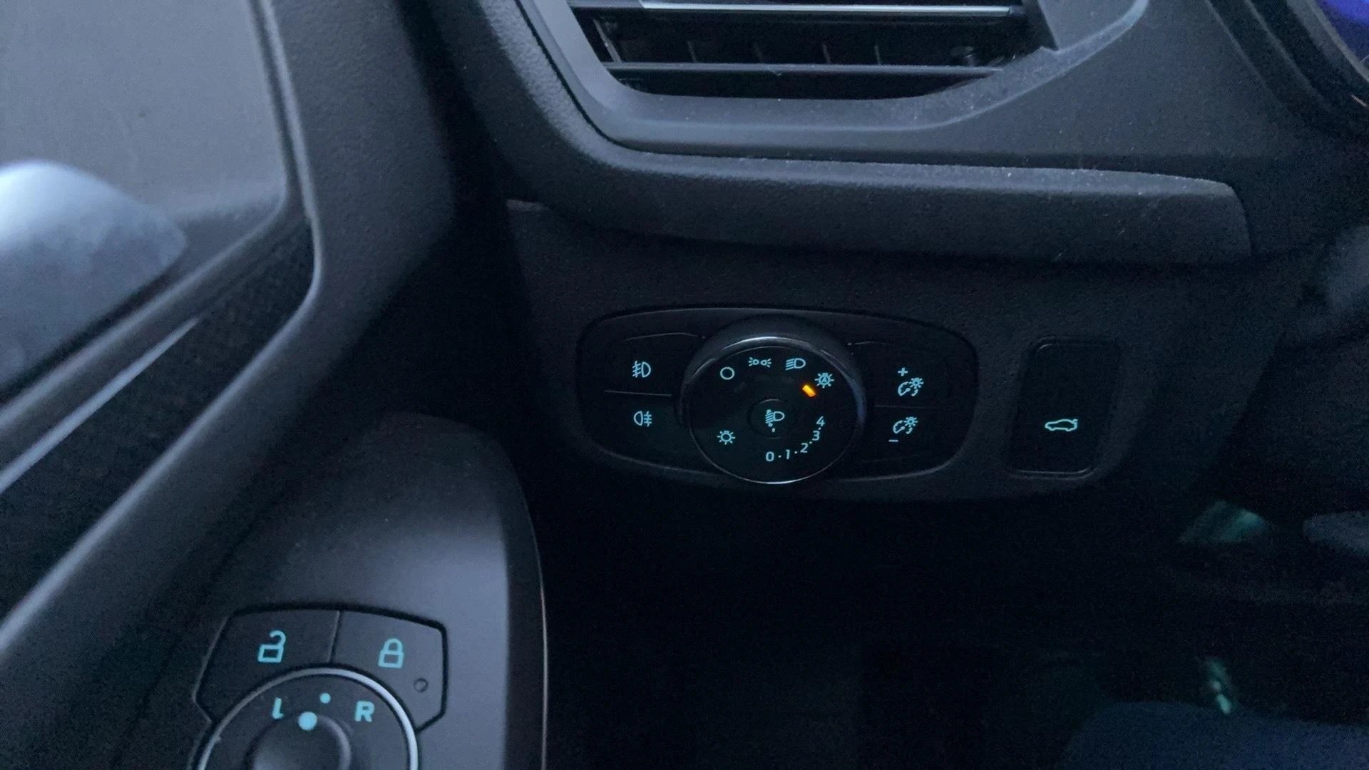 Ford-Focus-image-12