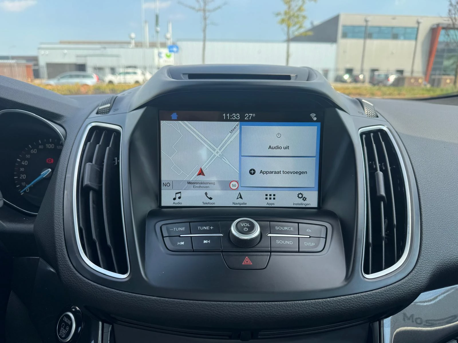 Ford-C-MAX-image-13