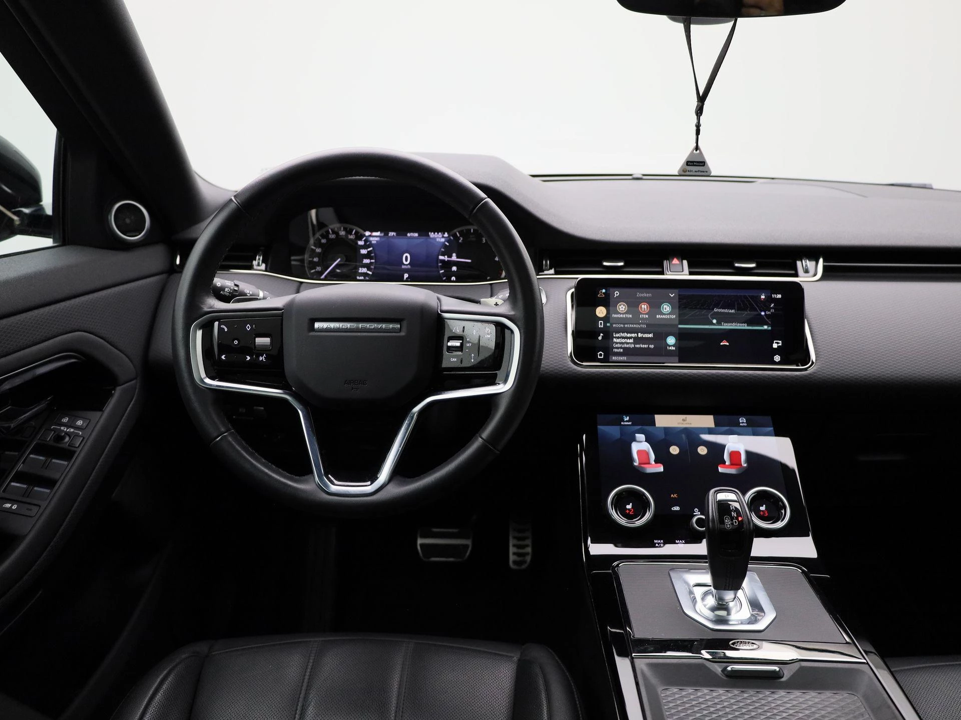 Land Rover Range Rover Evoque D165 MHEV AWD Auto R-Dynamic