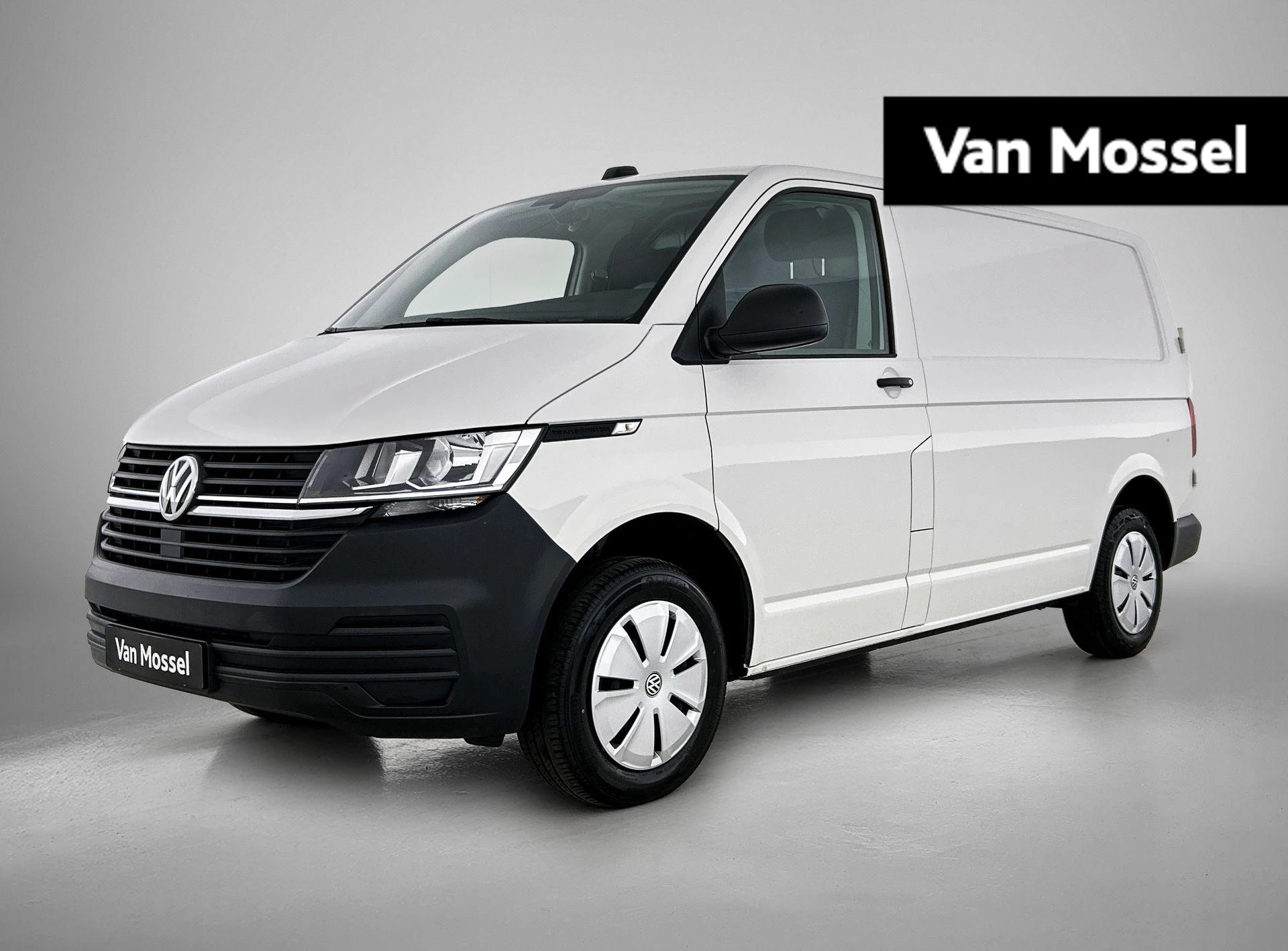 Volkswagen-Transporter-image-0