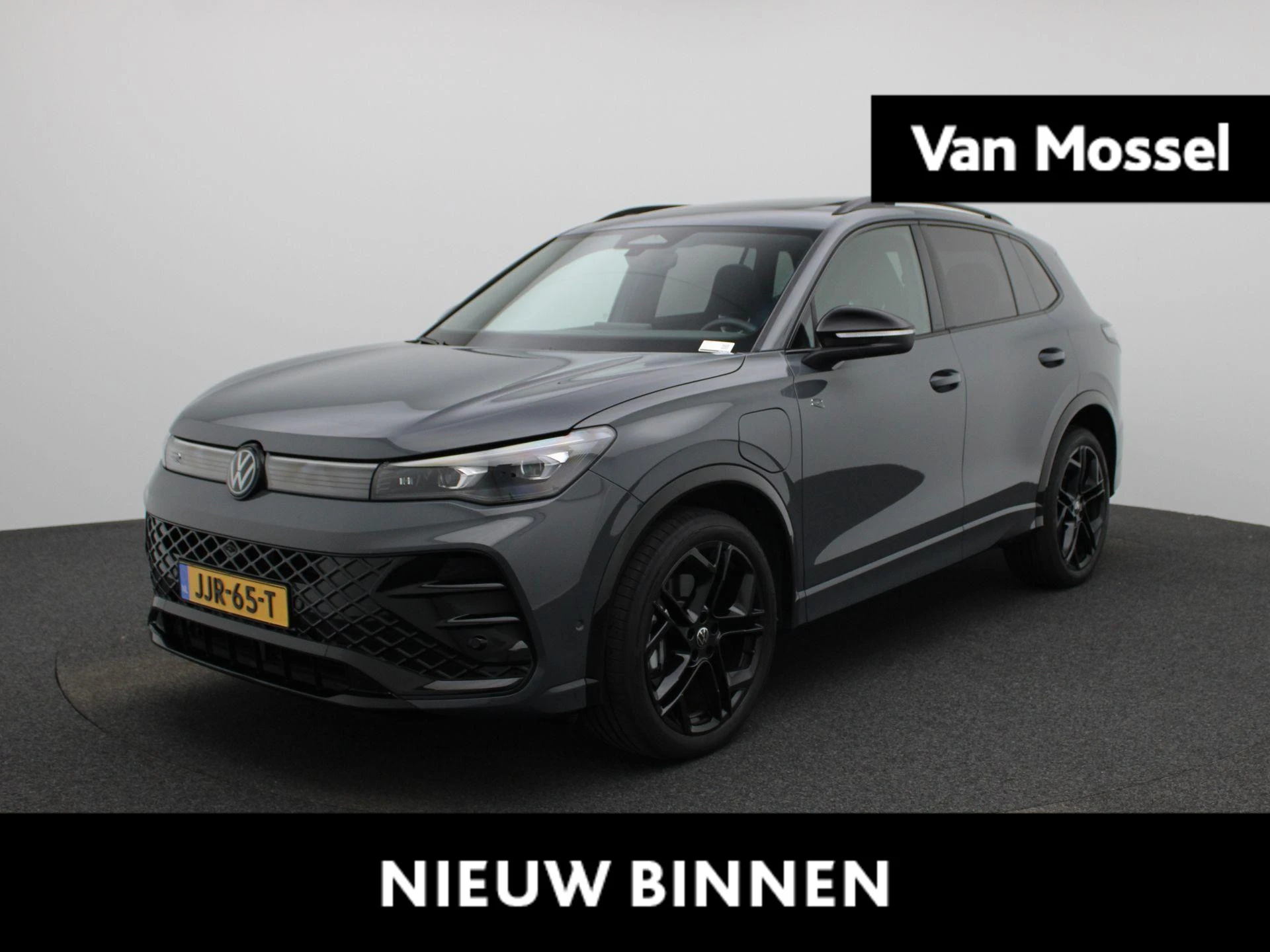 Volkswagen-Tiguan-image-0