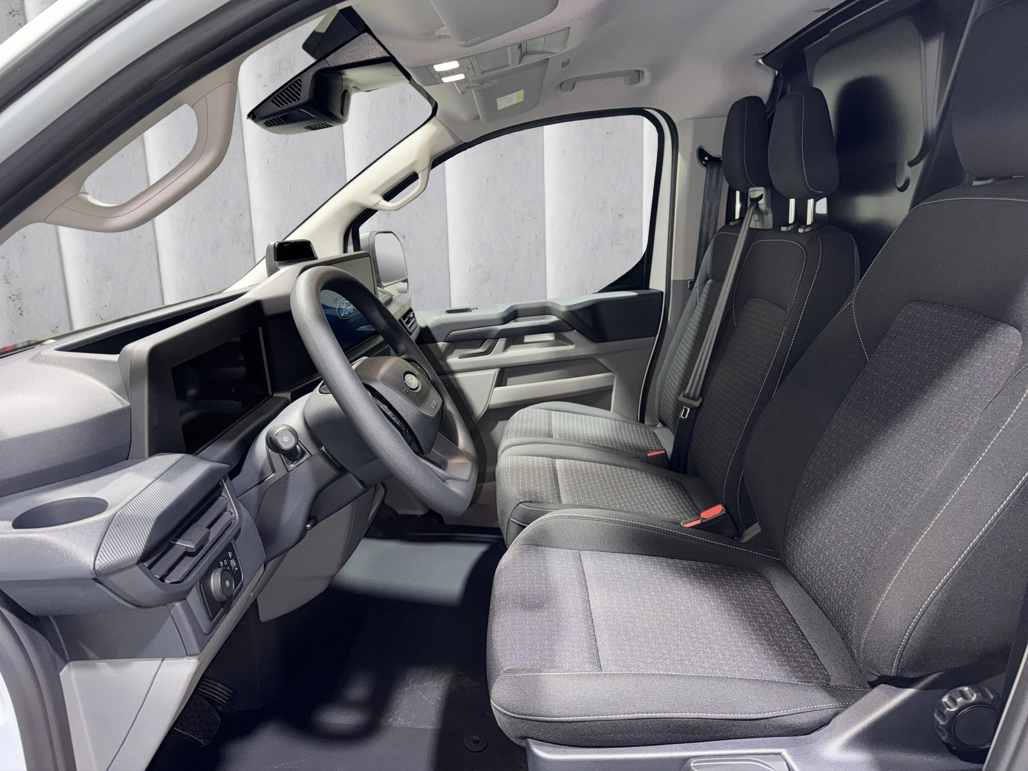 Ford Transit Custom Kastenwagen Trend 320 L1 2.0L EcoBlue. 8-Gang-Automatikgetriebe. FWD
