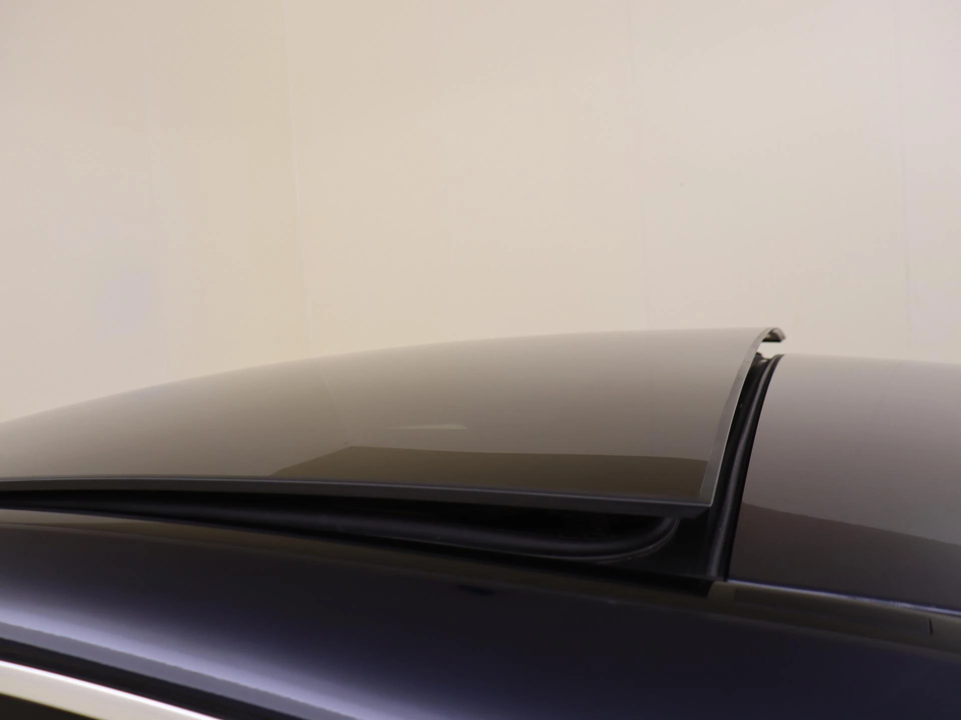 Mercedes-Benz-GLE-image-29