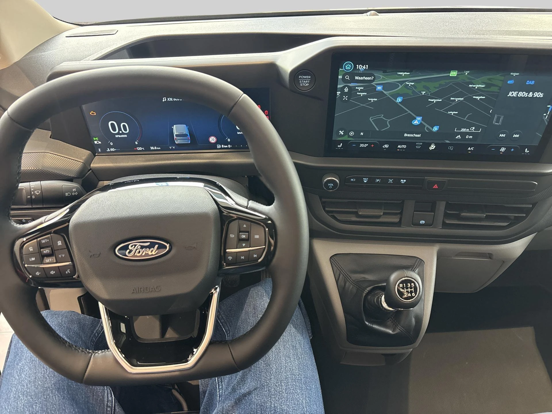 Ford-Transit Custom-image-12