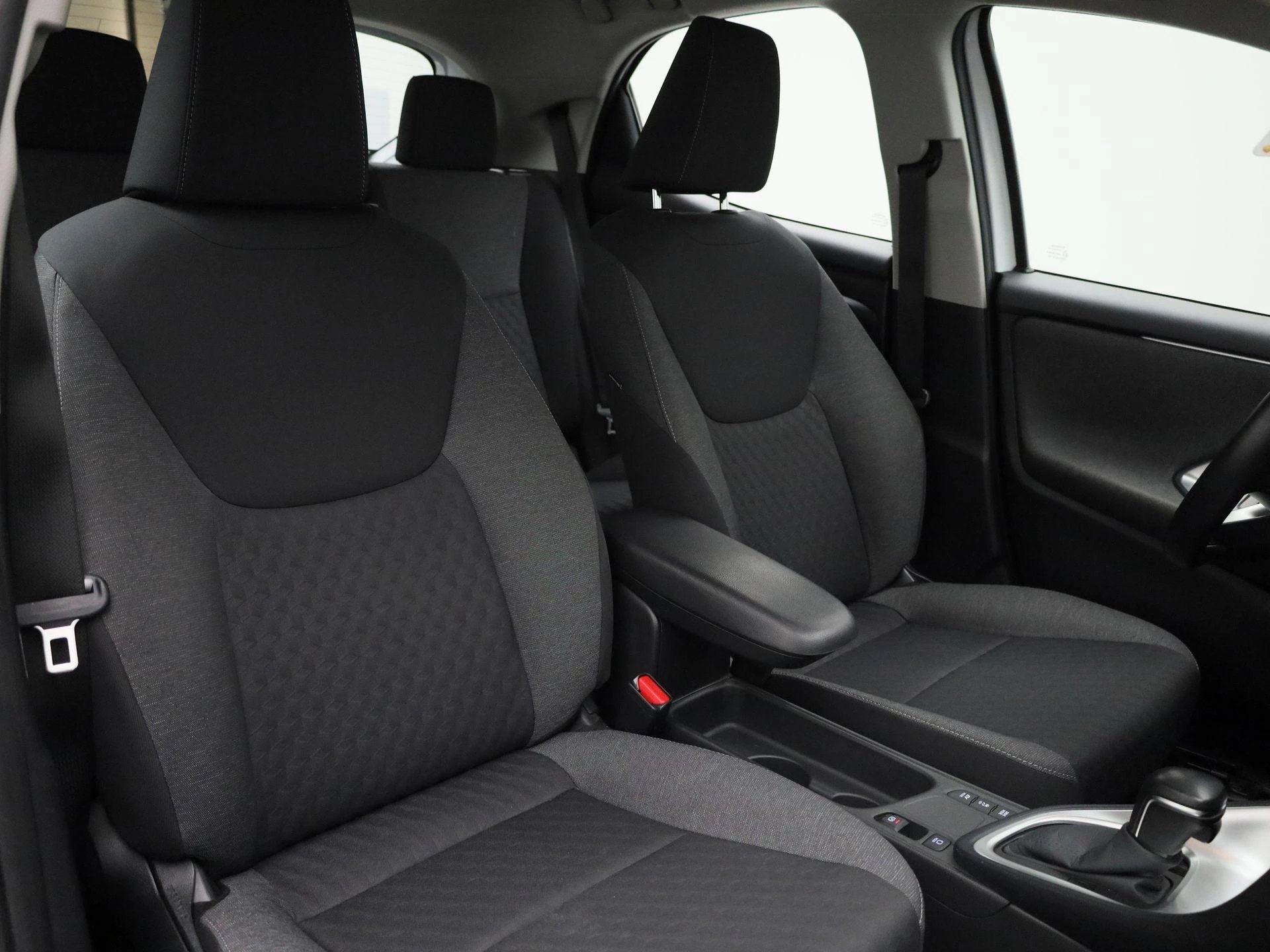Toyota-Yaris-image-31