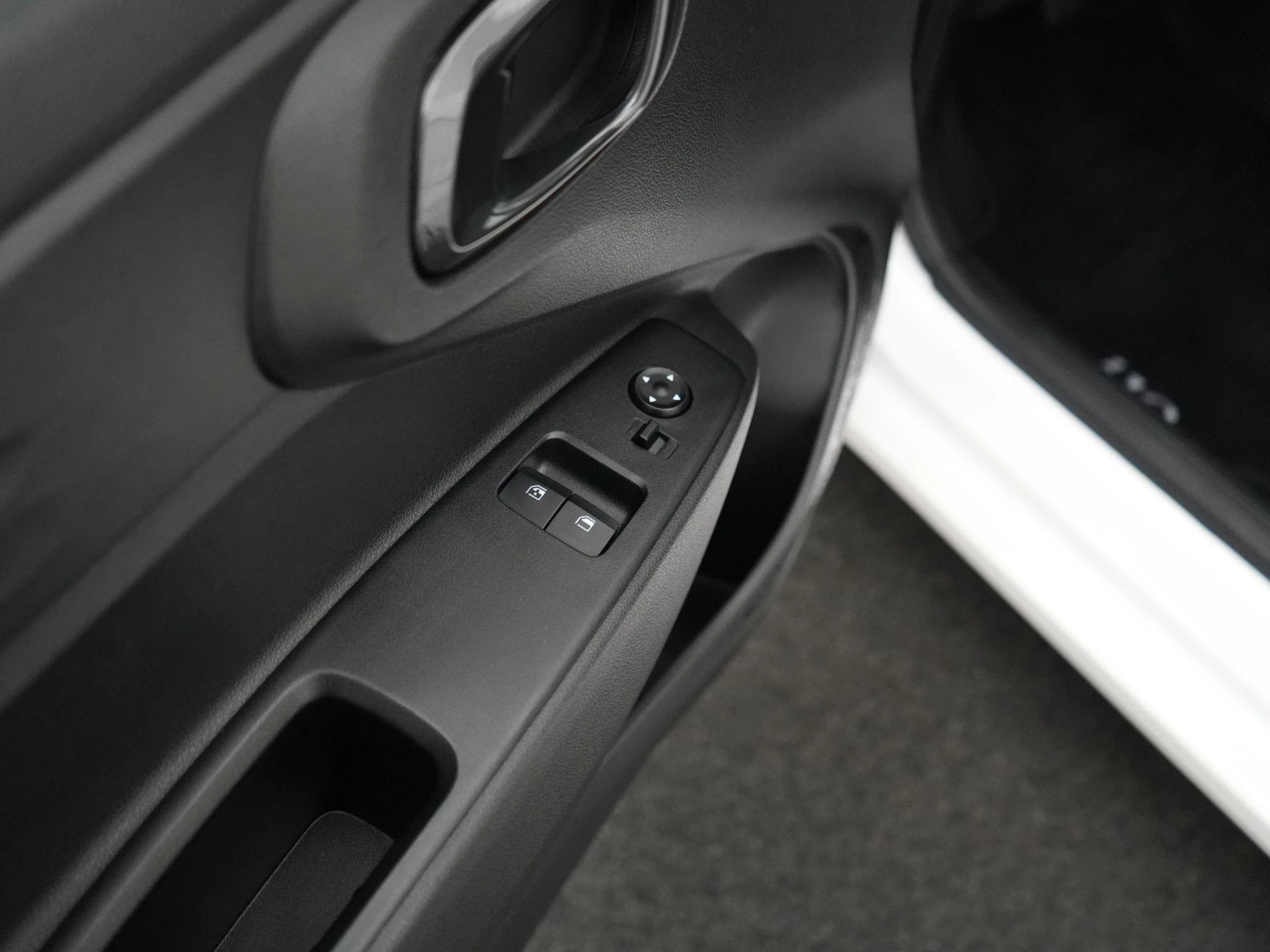 Hyundai-i10-image-37