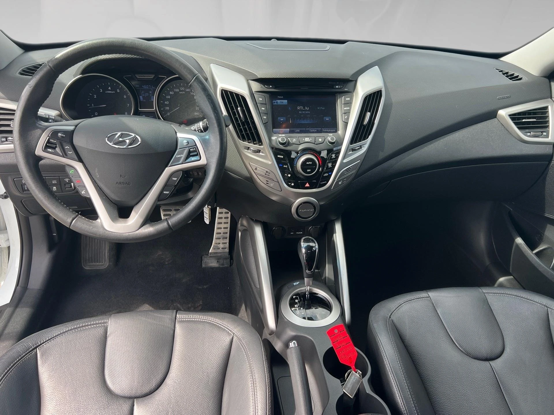 Hyundai Veloster 1.6 GDI 140 PACK PREMIUM DCT-6