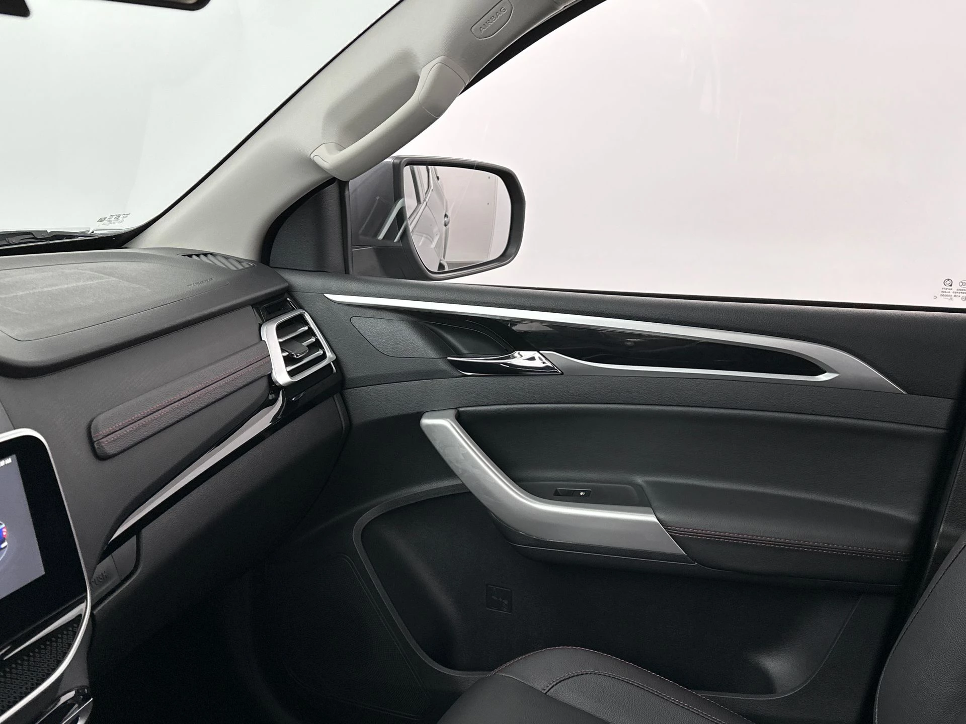 Maxus-T90 EV-image-18
