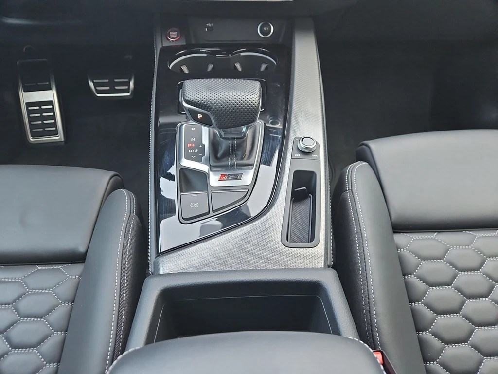 Audi-RS4-image-8