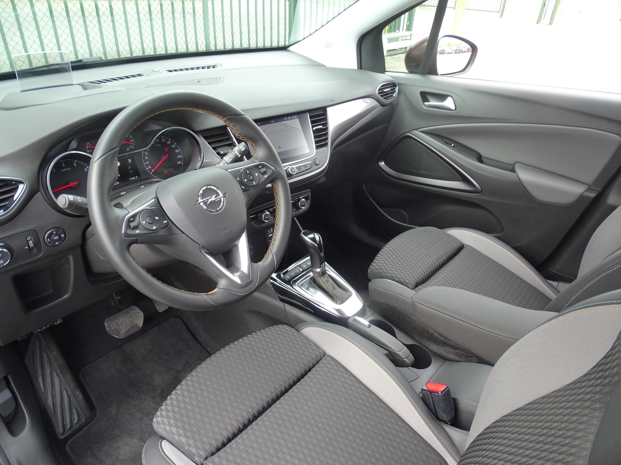 Opel Crossland X 1.2T Ultimate automaat