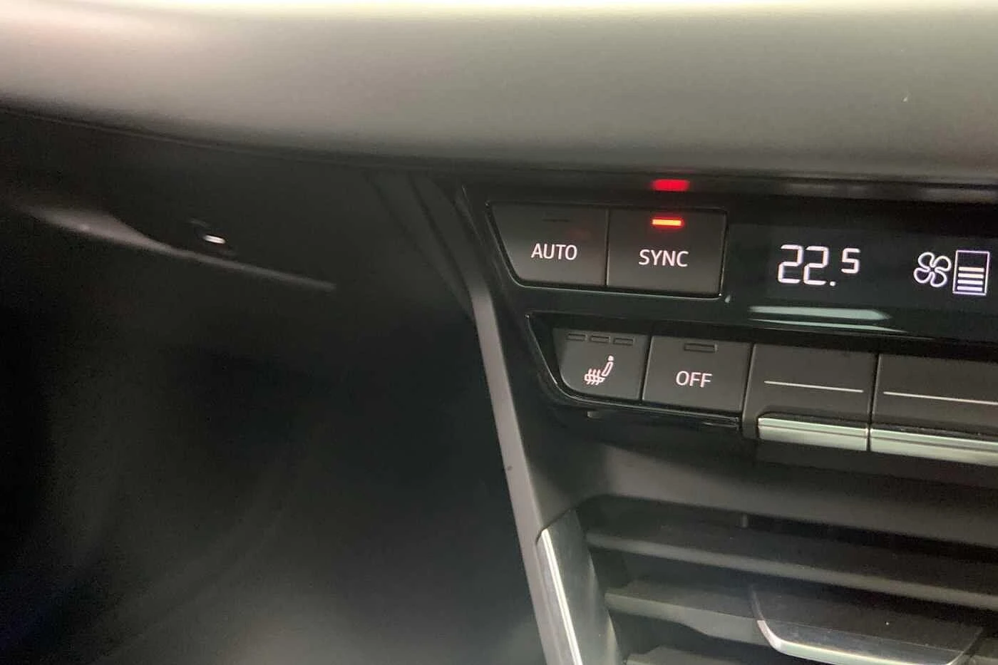Audi-e-tron-image-19