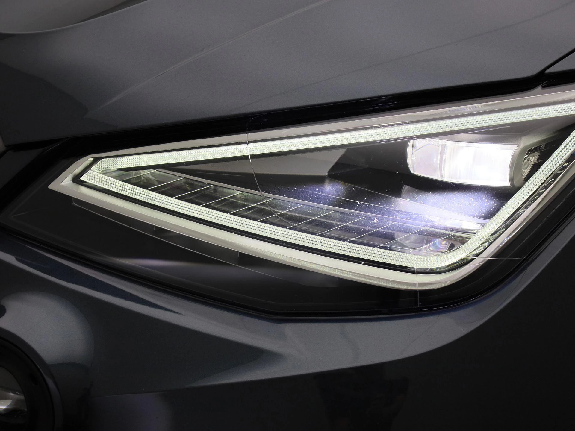 SEAT-Arona-image-12