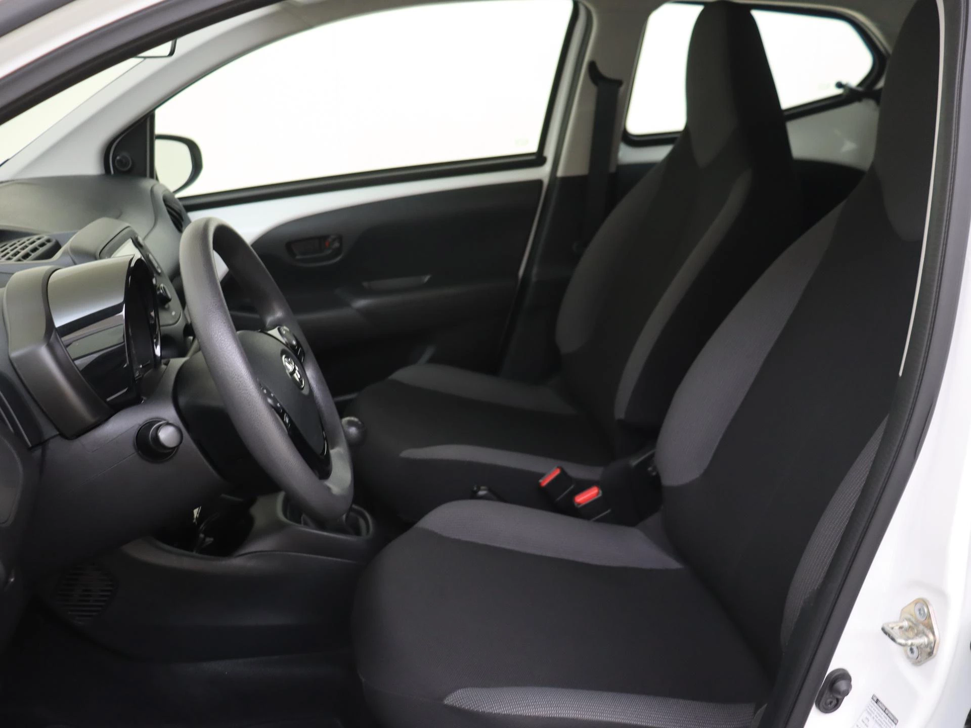 Toyota-Aygo-image-13