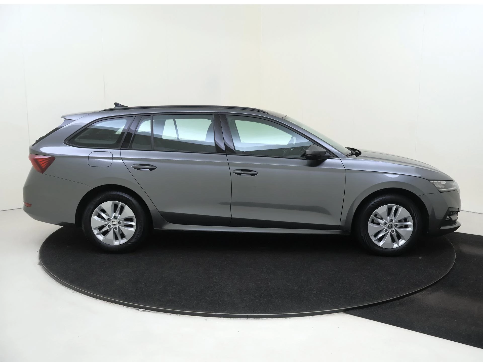 Škoda-Octavia-image-8