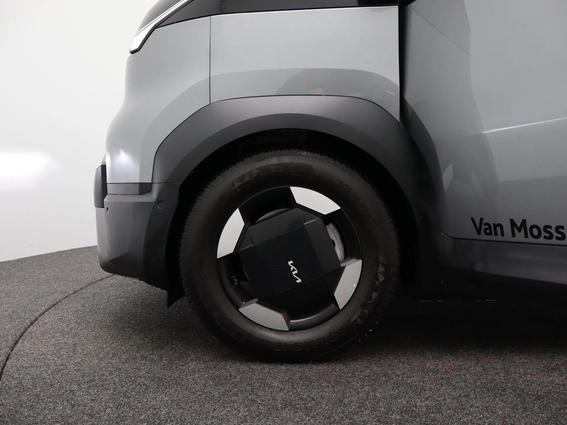Kia-PV5-image-25