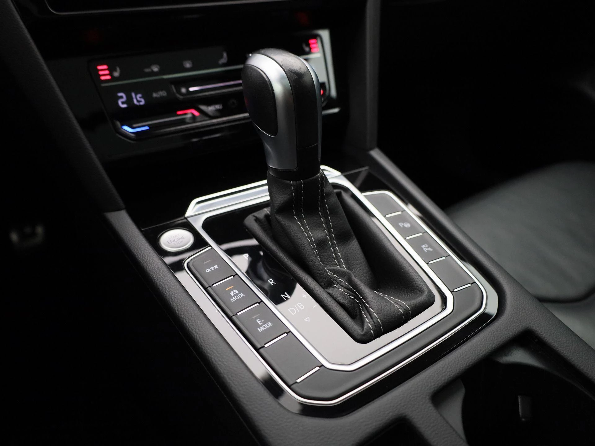 Volkswagen-Arteon-image-18