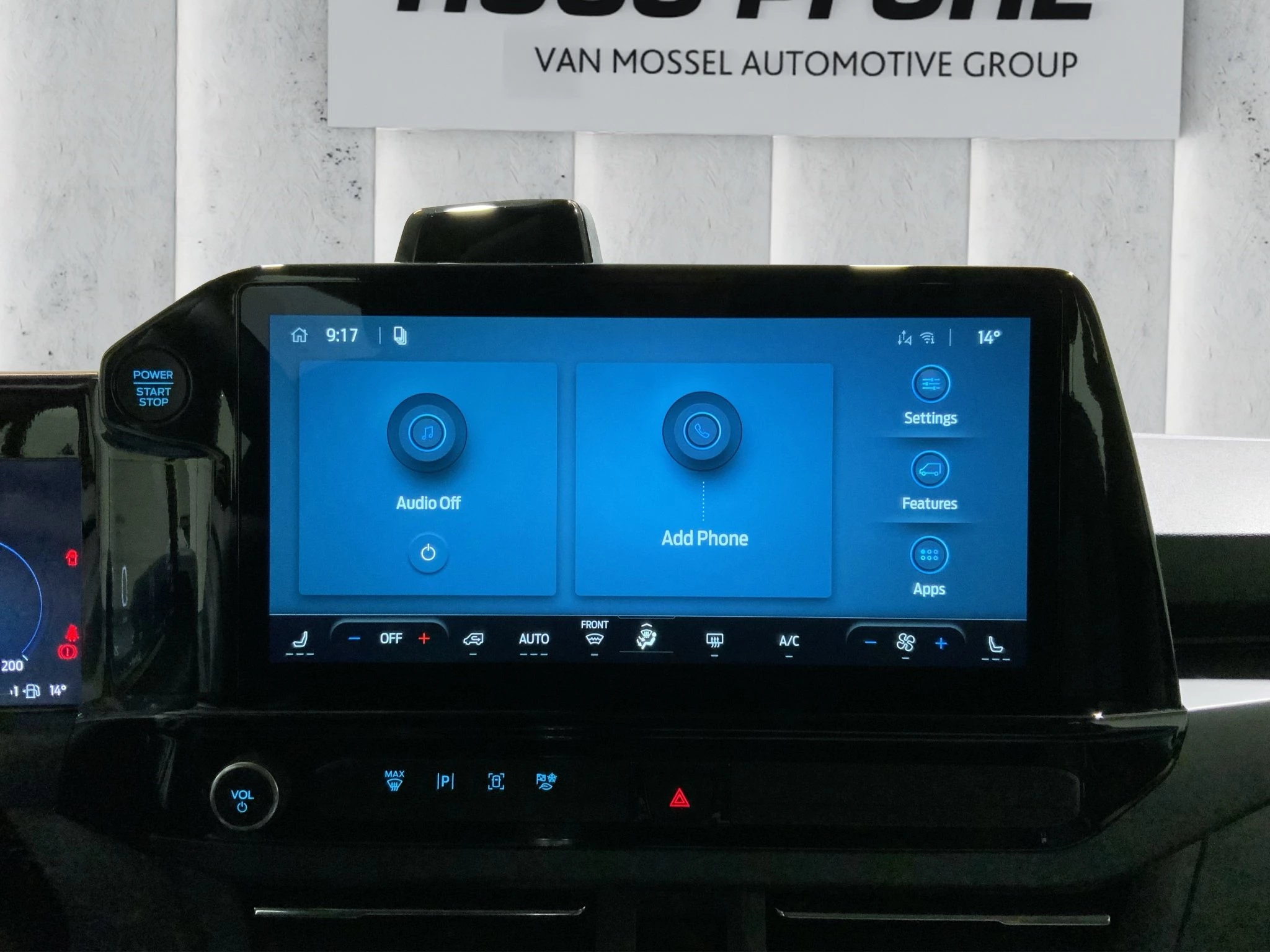 Ford Tourneo Custom Trend 2.0 EcoBlue 100kW 320 L1 Van. 4-türig