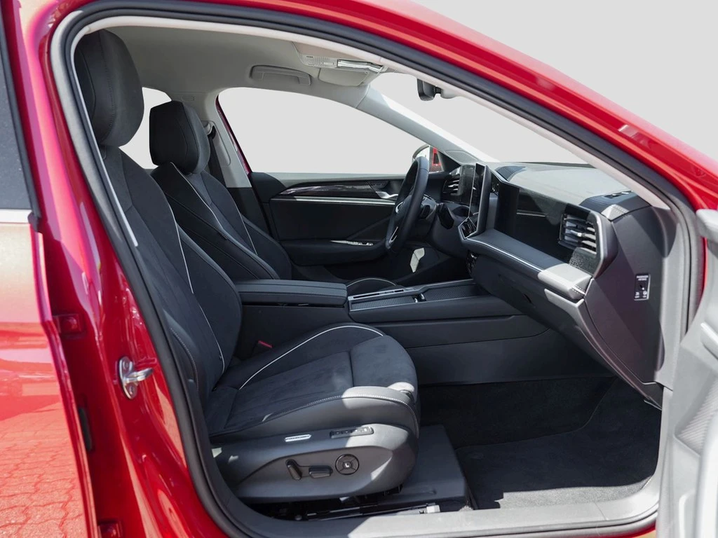 Volkswagen-Passat-image-7