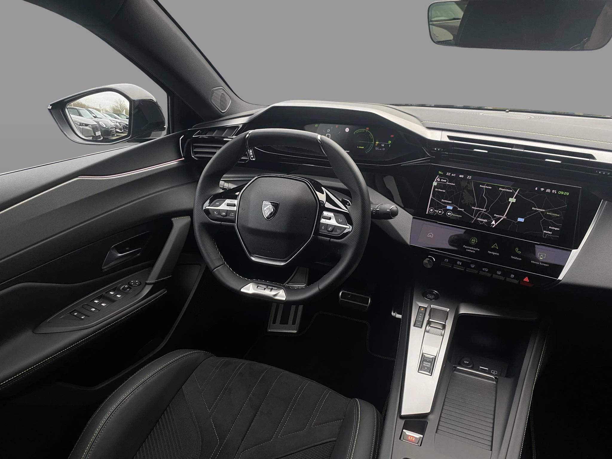 Peugeot-408-image-8