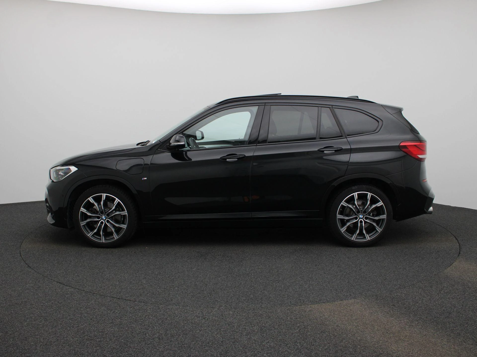 BMW-X1-image-3