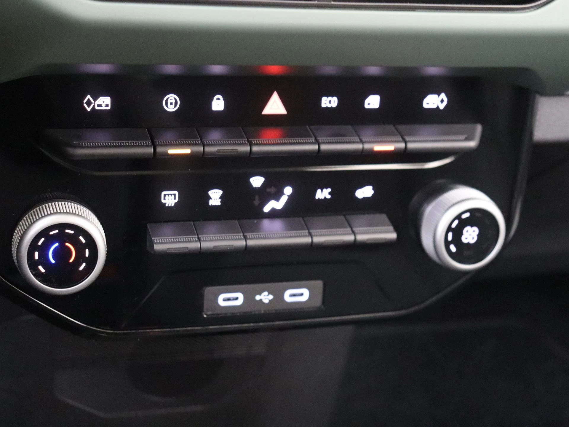 Dacia-Spring-image-17