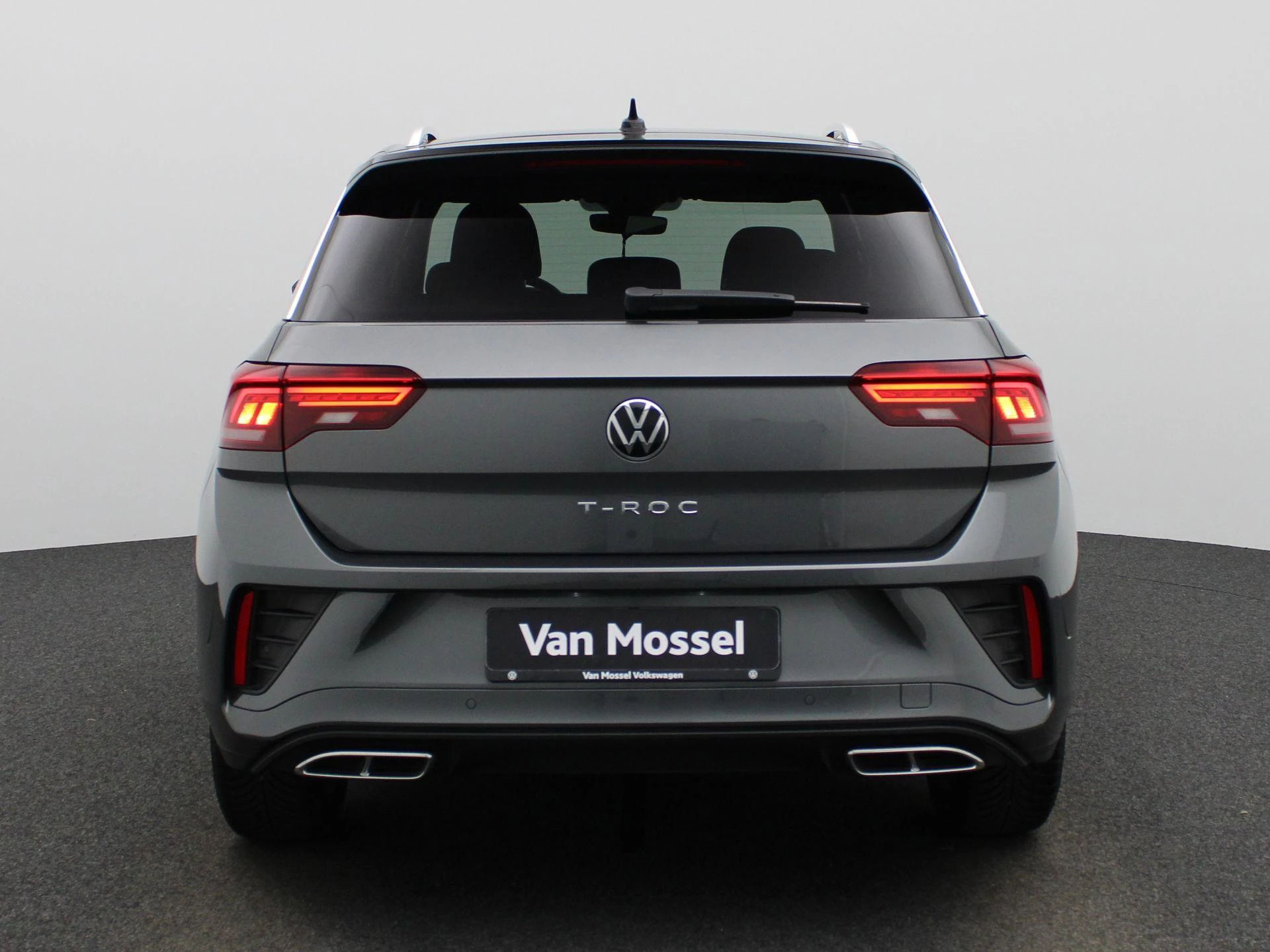 Volkswagen-T-Roc-image-4