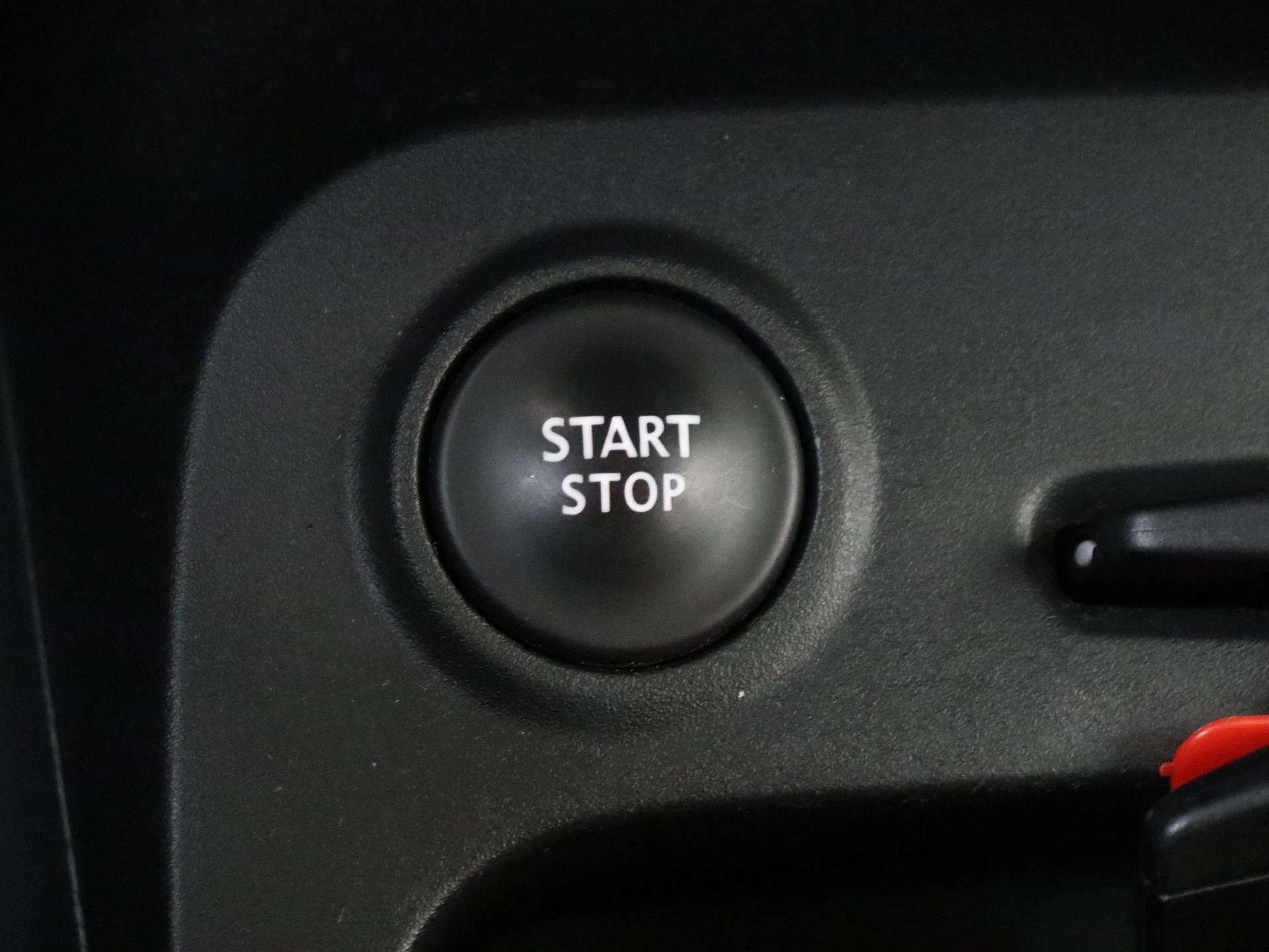 Renault-Captur-image-19