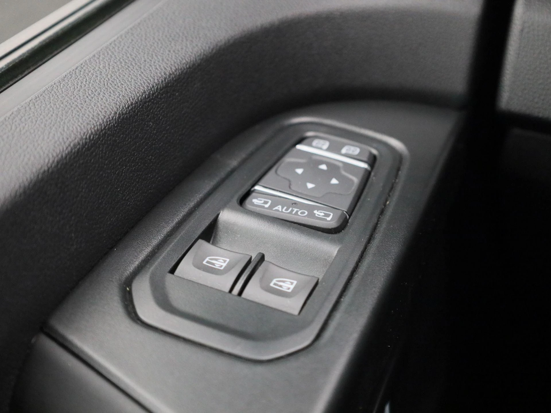 Renault-Trafic-image-30
