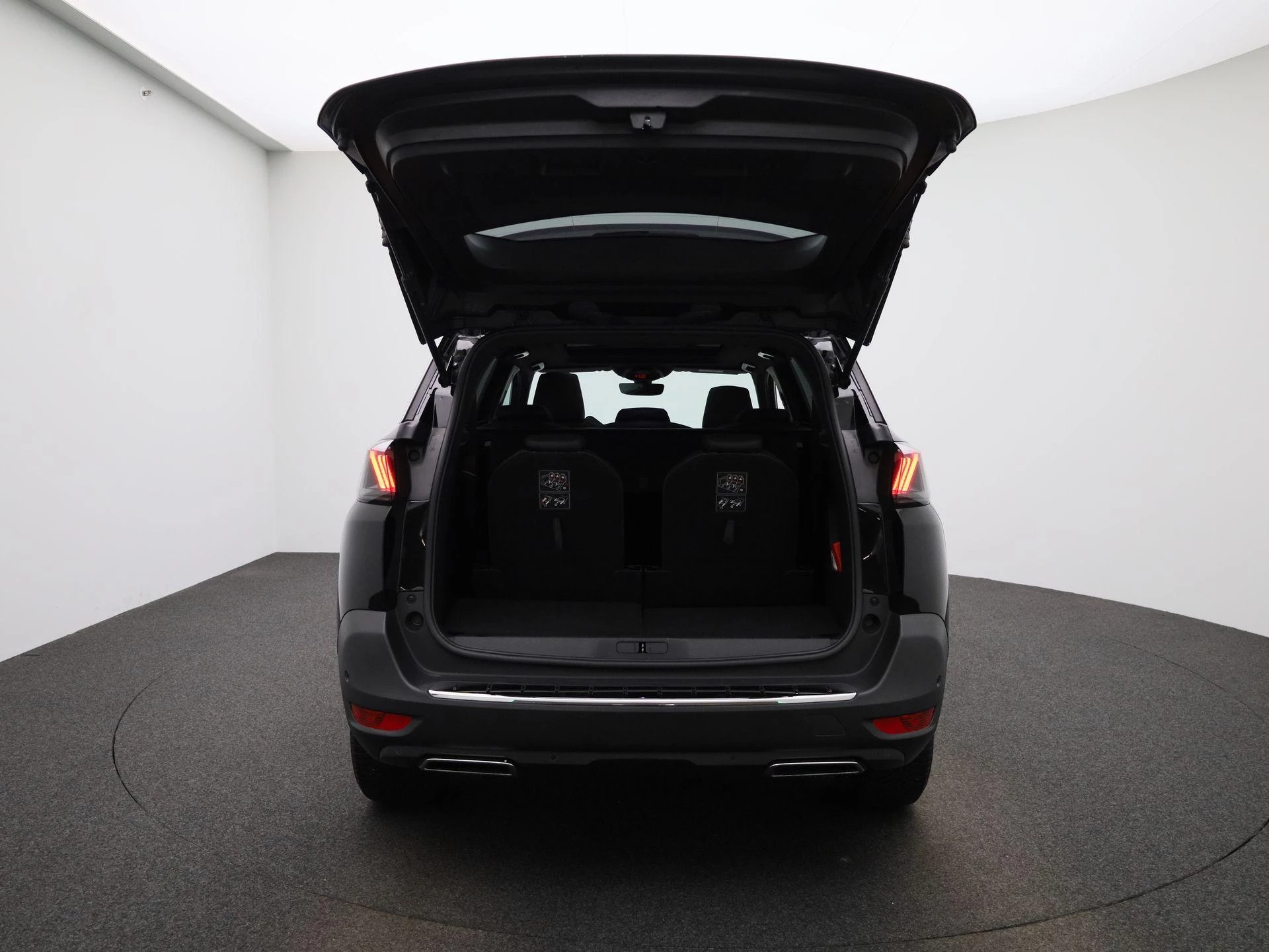 Peugeot-5008-image-11